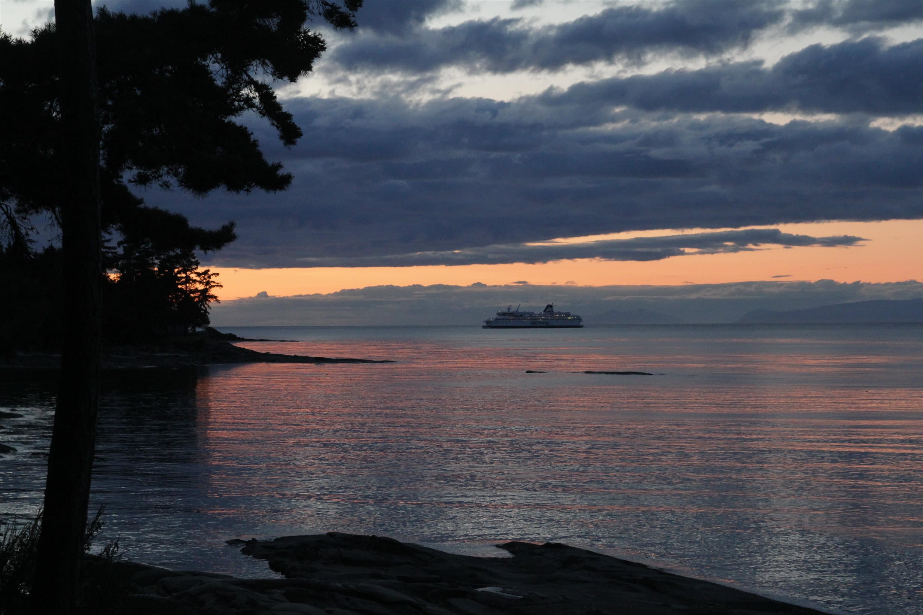 581 Bayview Drive, Mayne Island, V0N 2J1 — photo 5