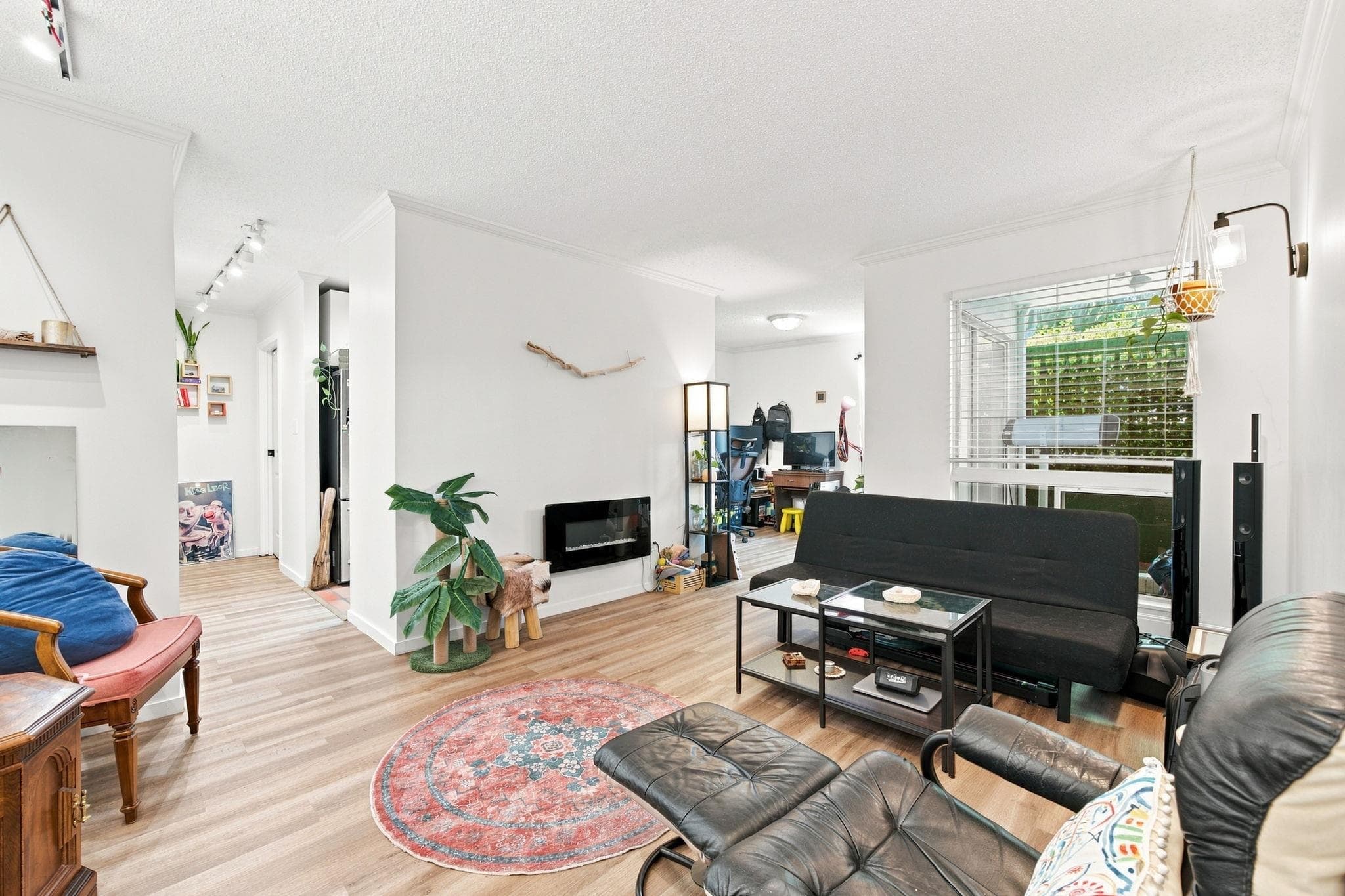 105 - 1510 W 1st Avenue, Vancouver, V6J 4S3 — photo 3