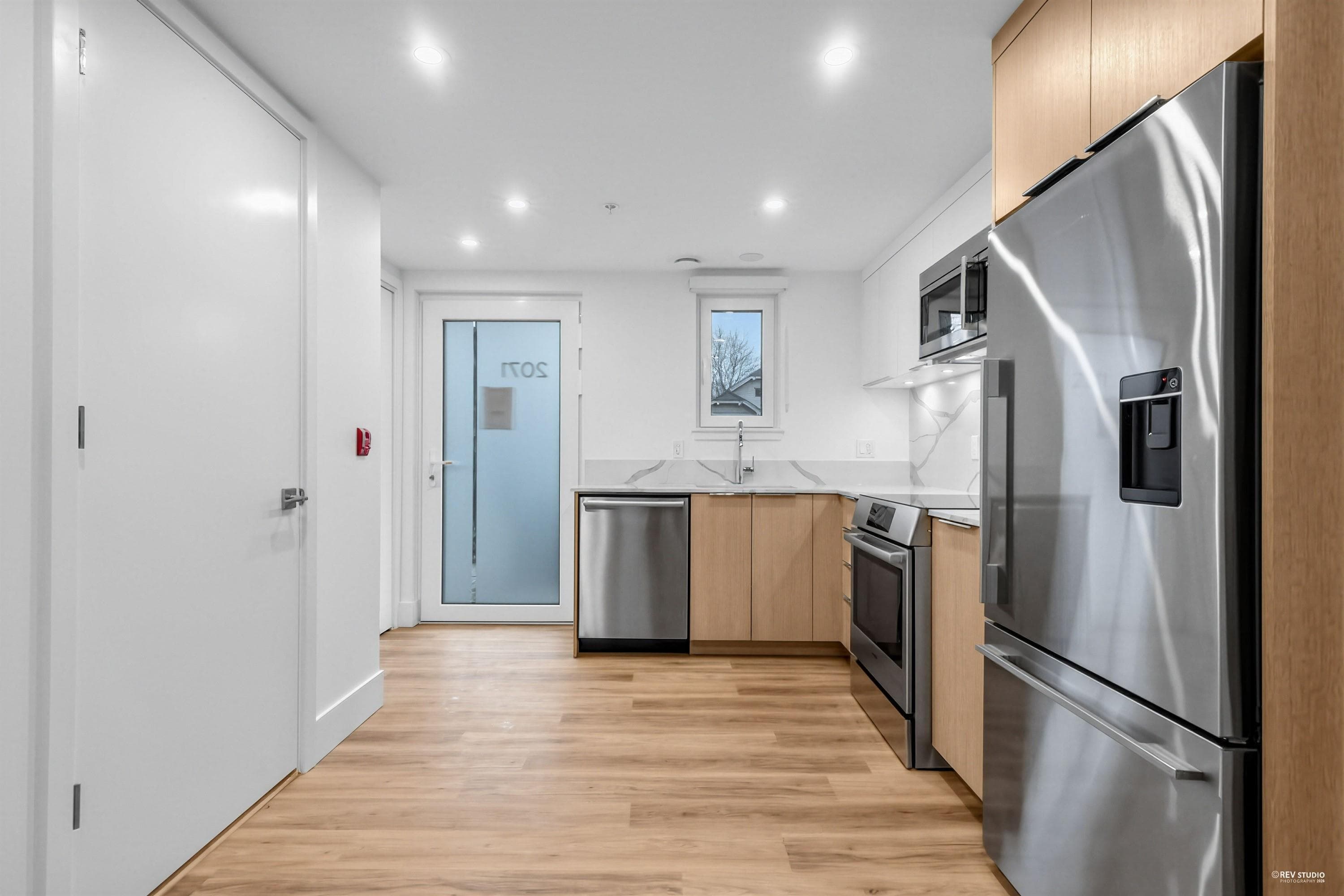 2071 E 1st Avenue, Vancouver, V5N 1B6 — photo 5