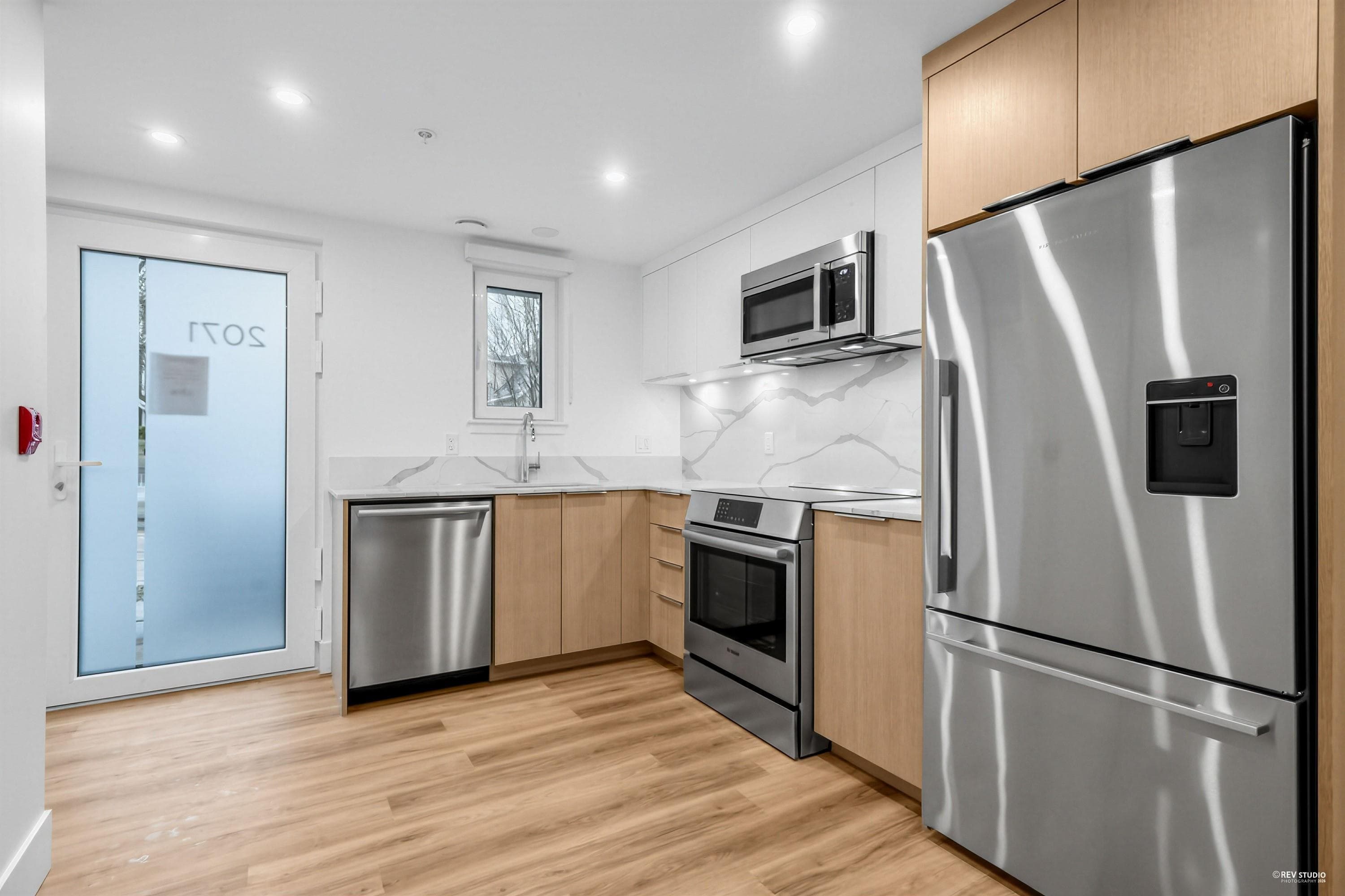 2071 E 1st Avenue, Vancouver, V5N 1B6 — photo 4