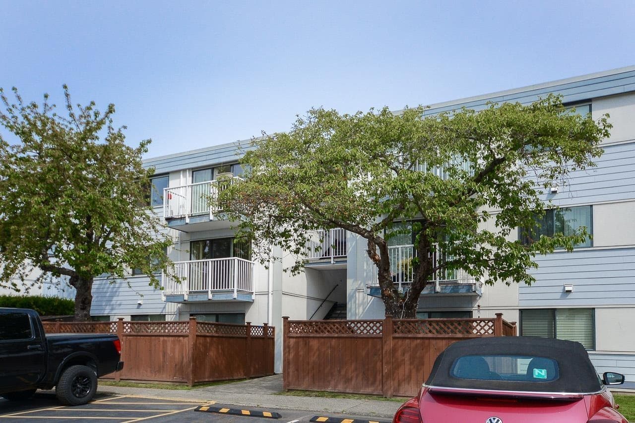 201 - 7200 Lindsay Road, Richmond, V7C 3M6 — photo 1