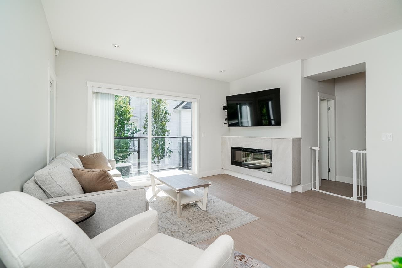 13 - 303 171 Street, Surrey, V3Z 9P4 — photo 5