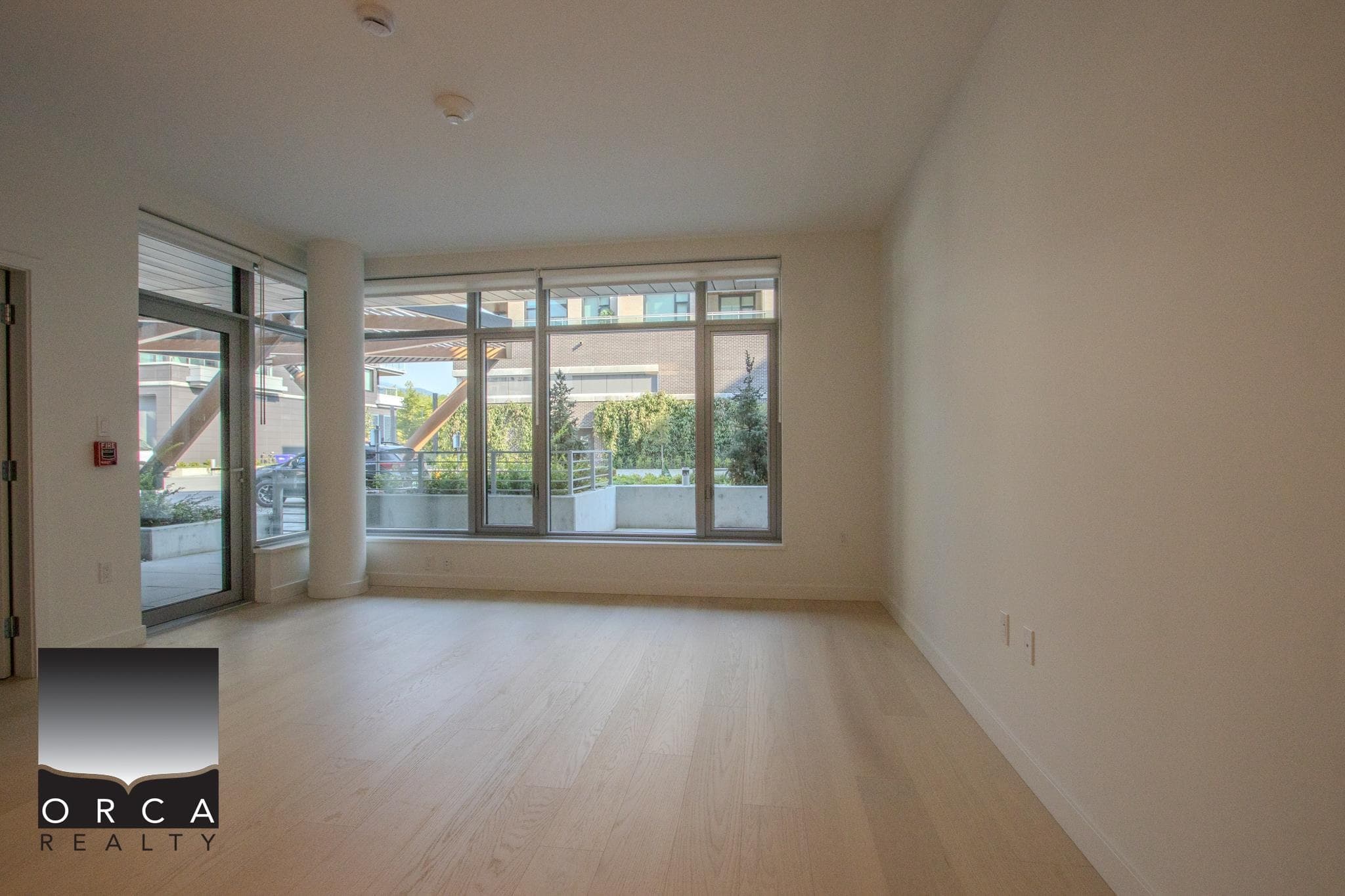107 - 777 Harbour Way, North Vancouver, V7P 0G2 — photo 2