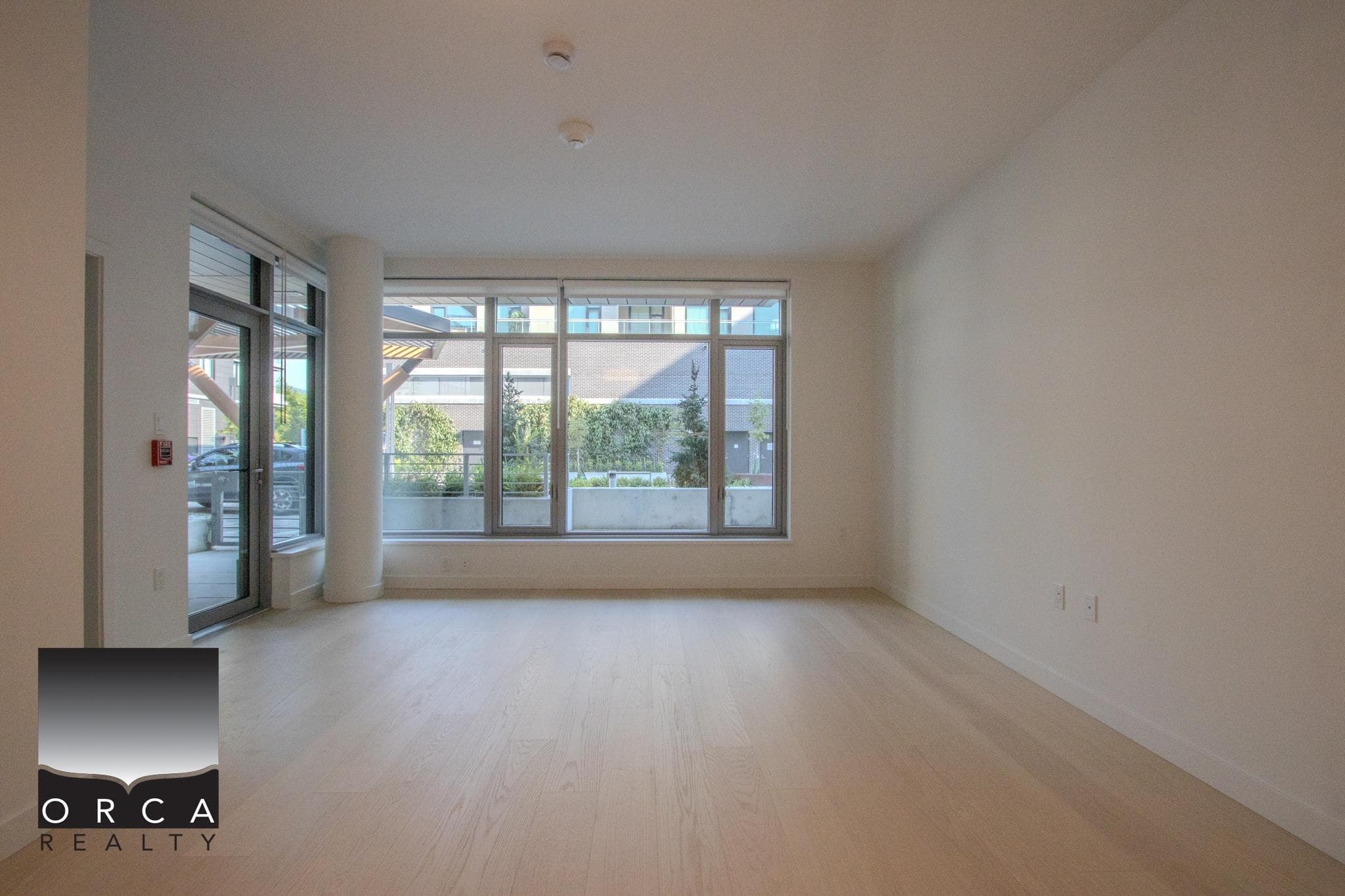 107 - 777 Harbour Way, North Vancouver, V7P 0G2 — photo 3