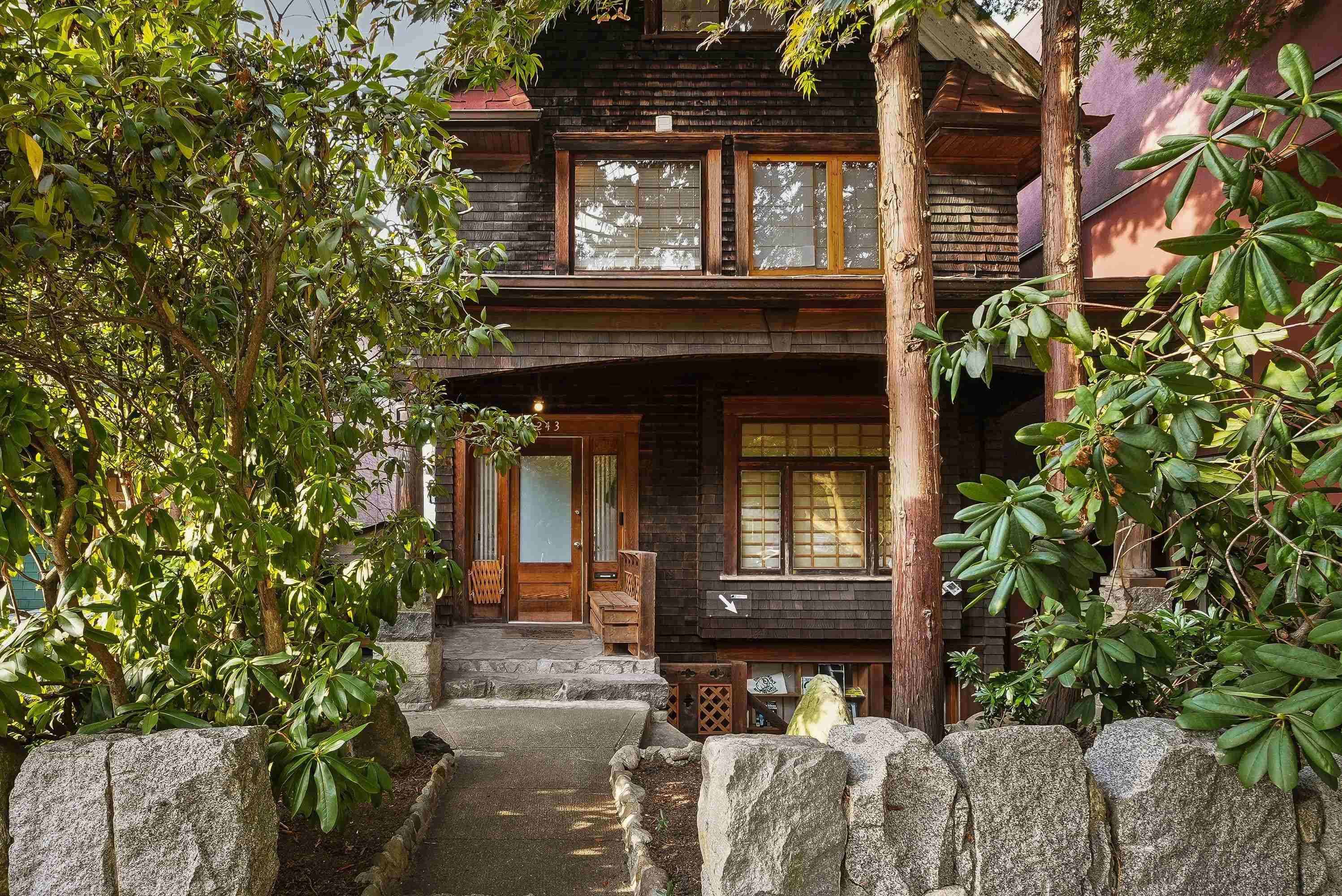 1243 W 7th Avenue, Vancouver, V6H 1B7 — photo 1