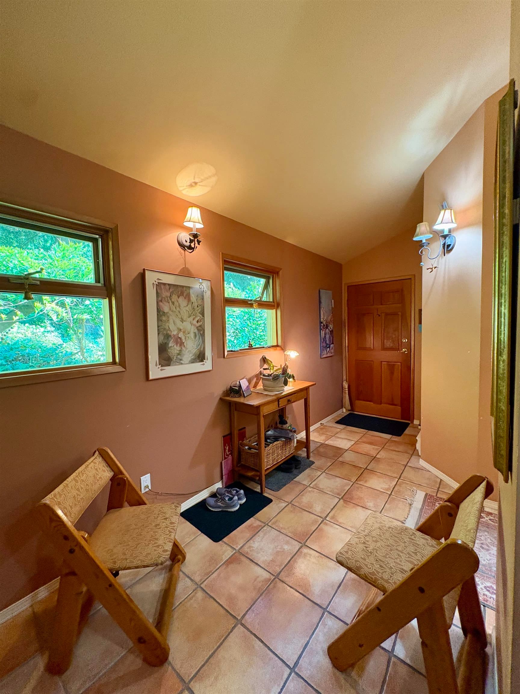 1549 Park Avenue, Roberts Creek, V0N 2W2 — photo 4