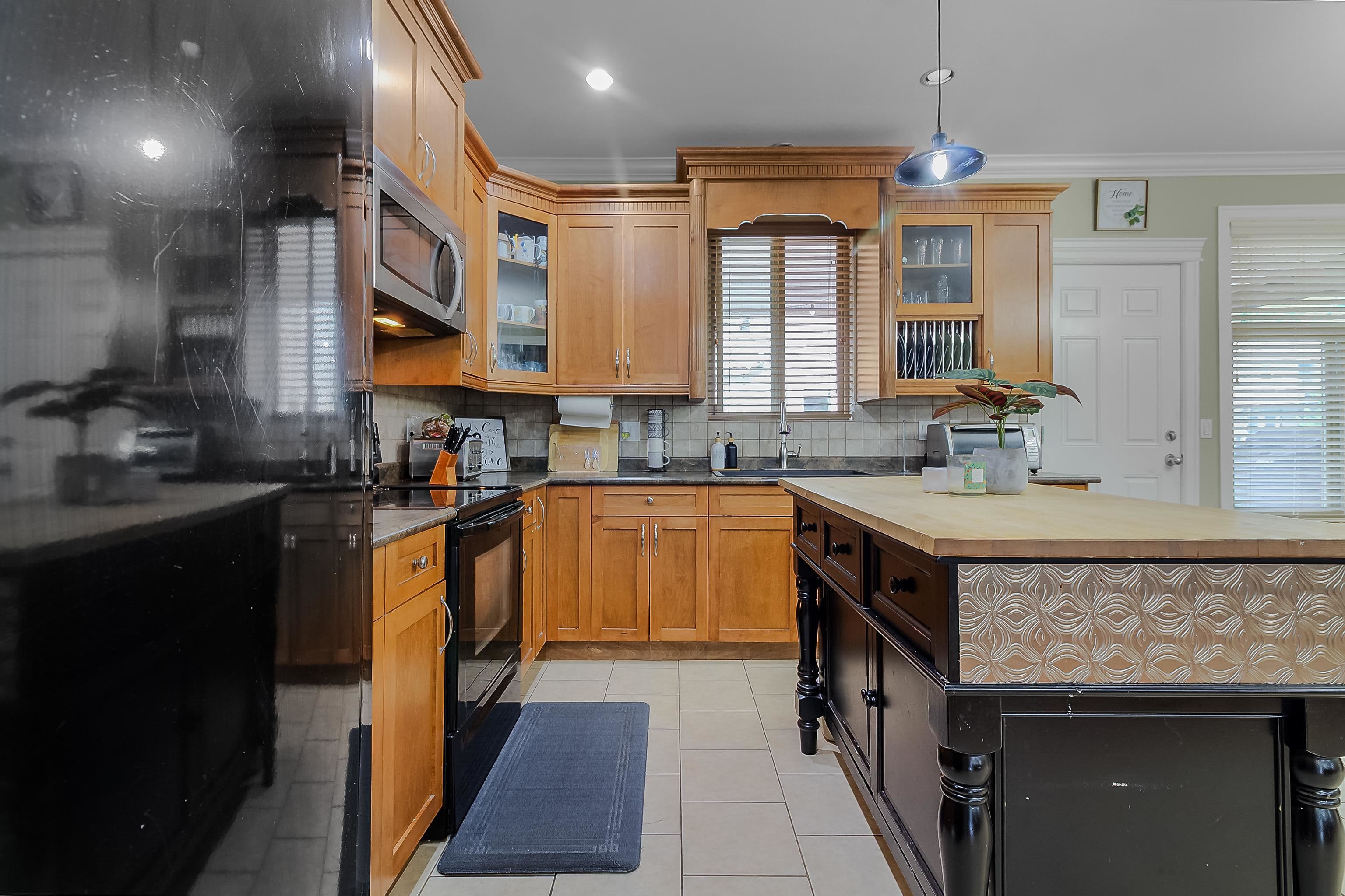 46225 Kermode Crescent, Chilliwack, V2R 0C7 — photo 4