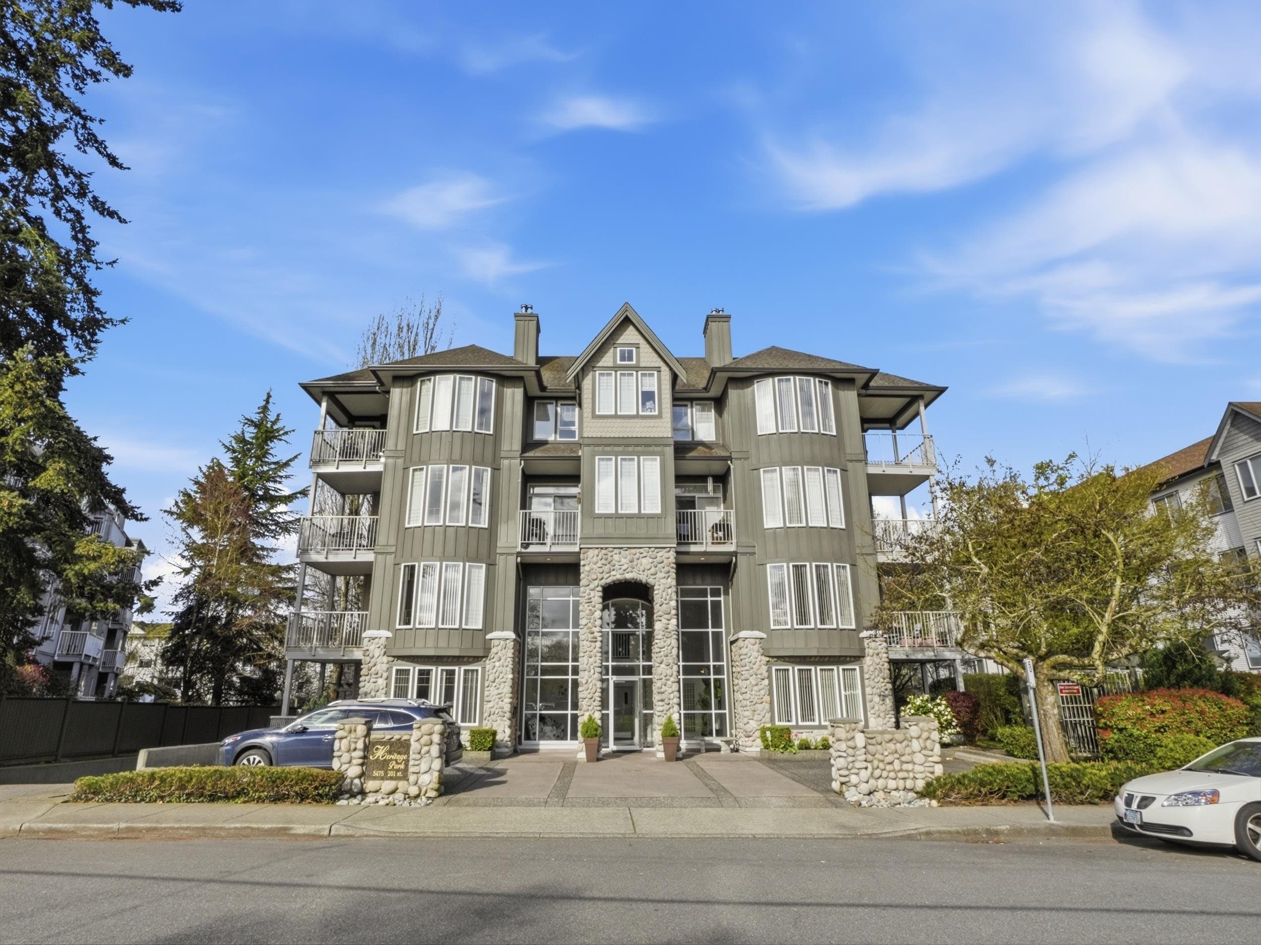 302 - 5475 201 Street, Langley, V3A 1P8 — photo 2