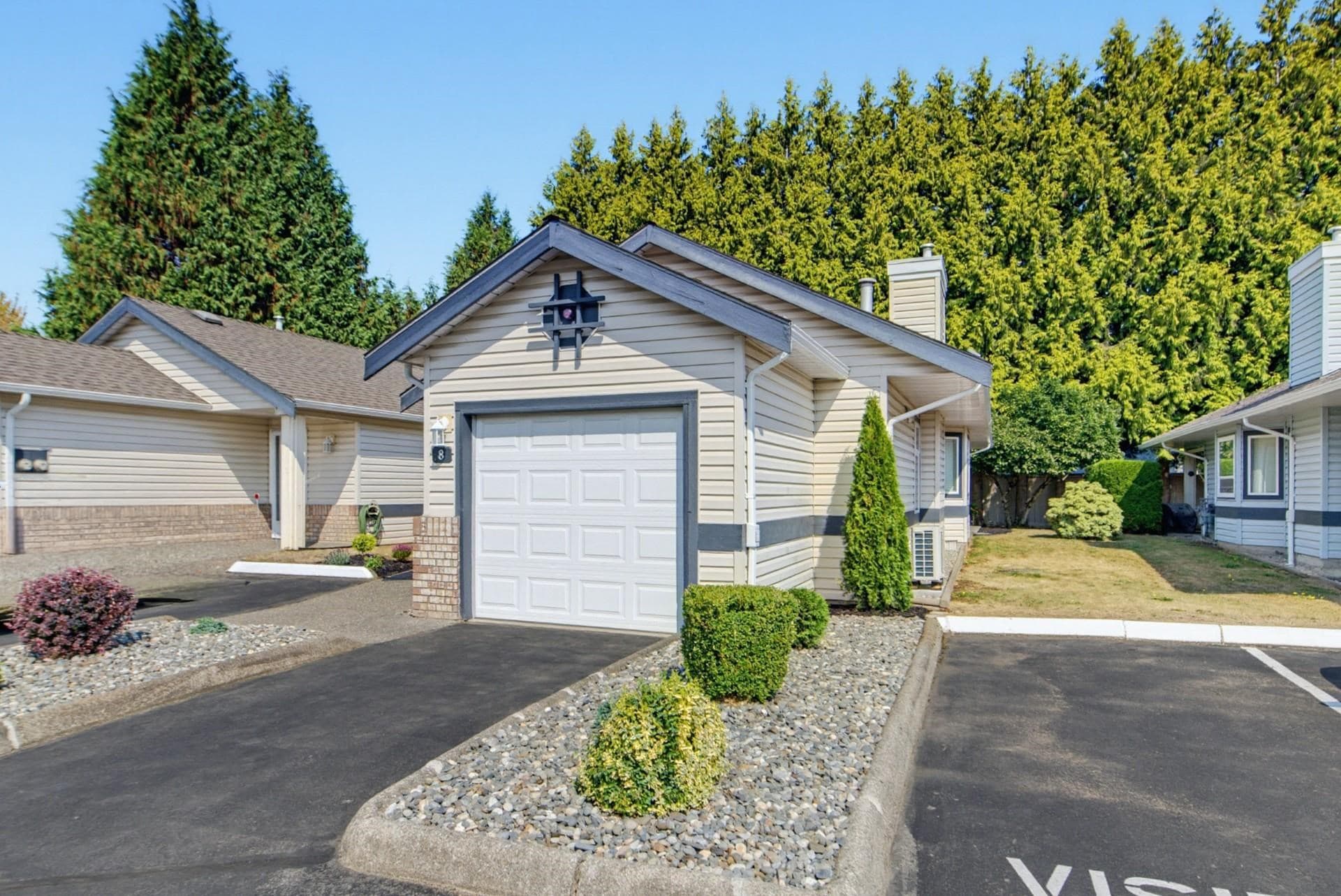 8 - 5550 Langley Bypass, Langley, V3A 7Z3 — photo 3