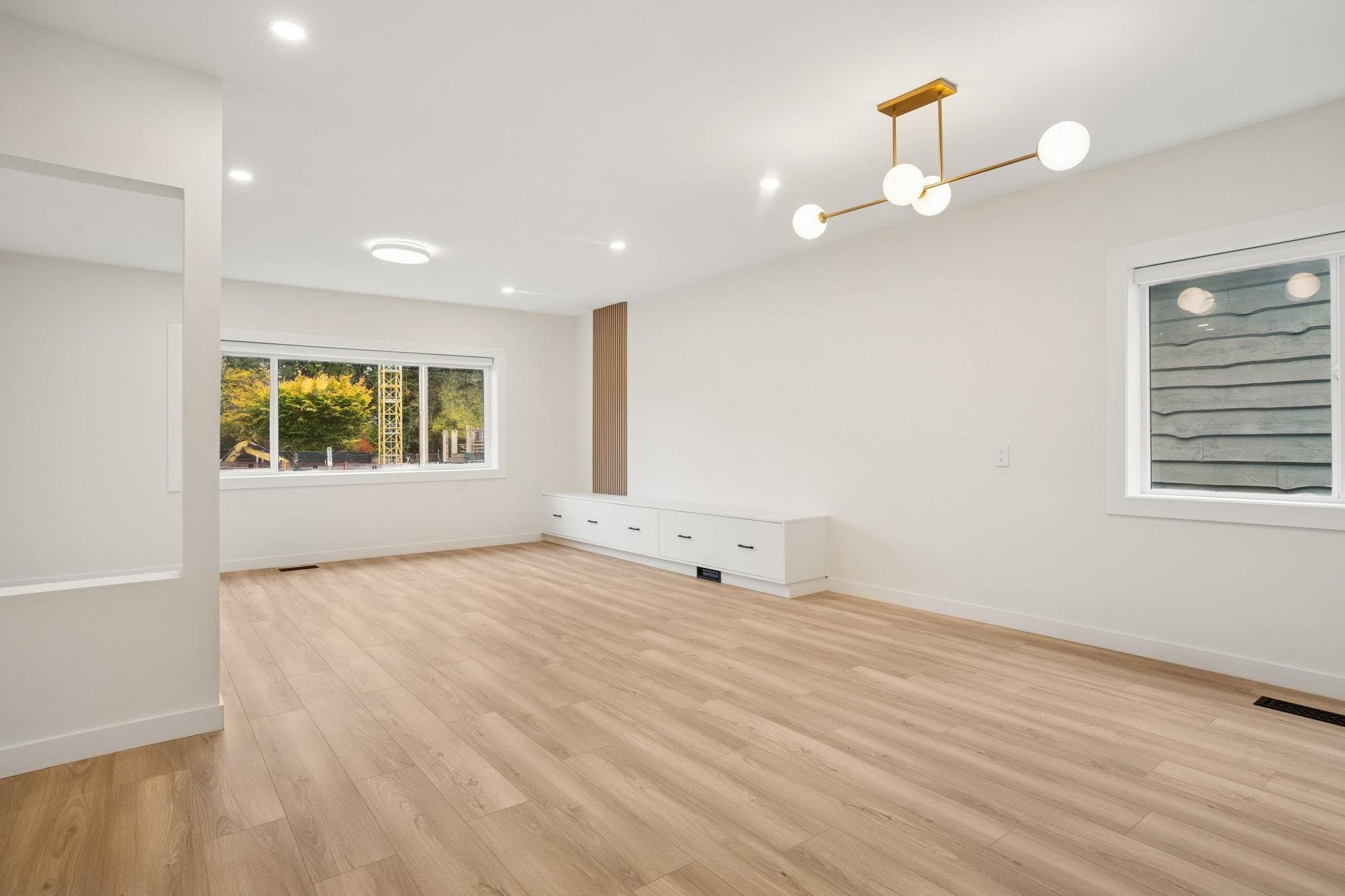 15962 North Bluff Road, White Rock, V4B 3G8 — photo 5