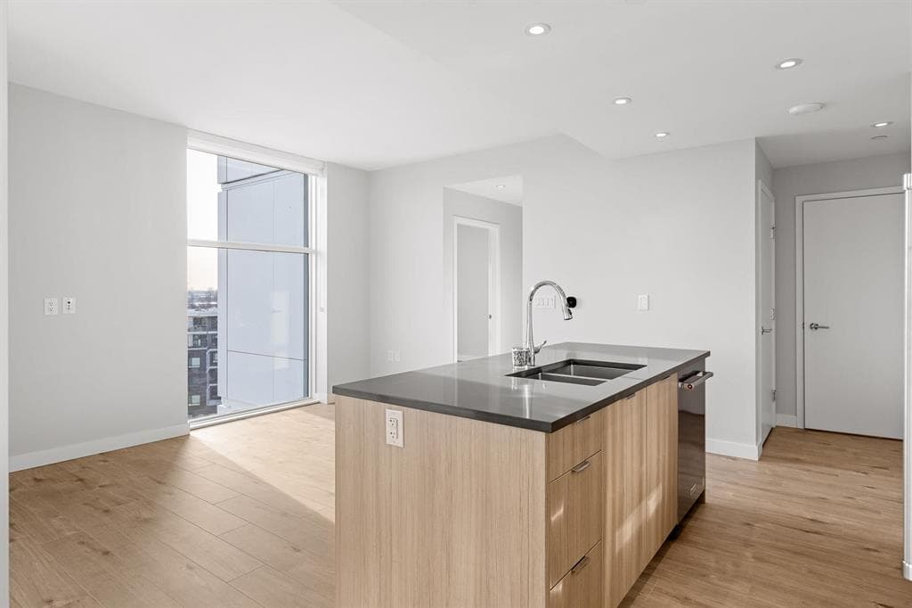 210X - 3430 E Kent South Avenue, Vancouver, V5S 0G7 — photo 4