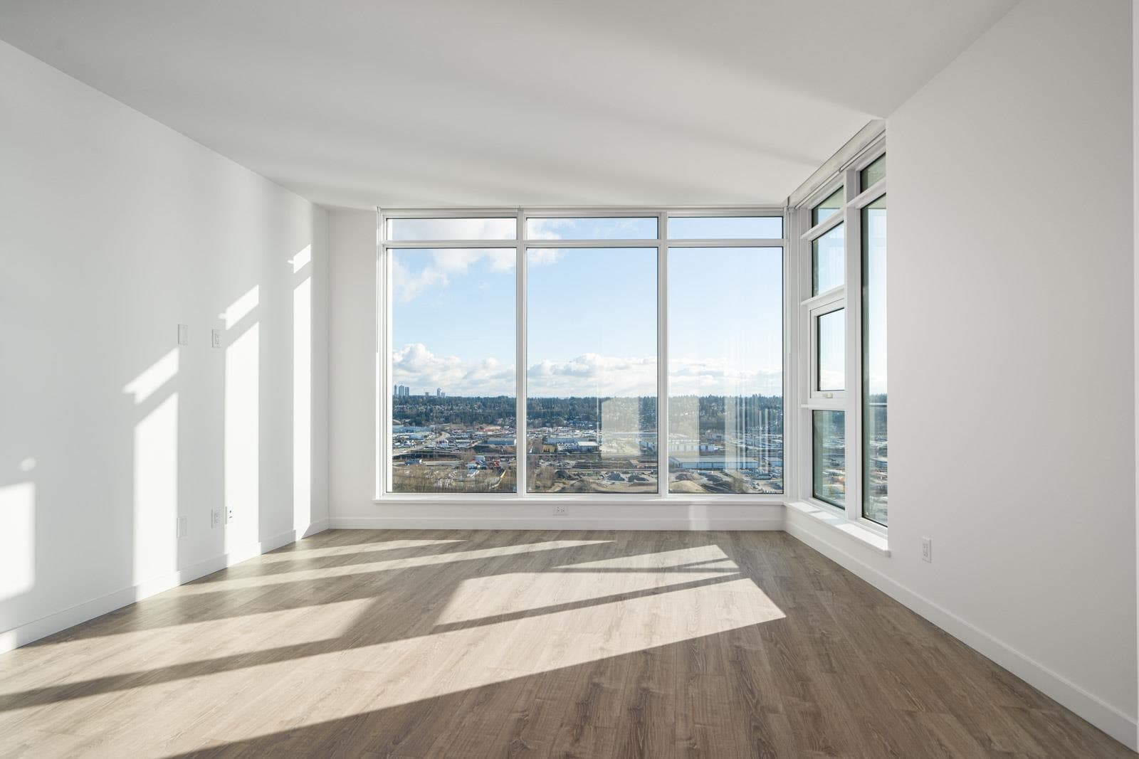 3608 - 680 Quayside Drive, New Westminster, V3M 0P2 — photo 2