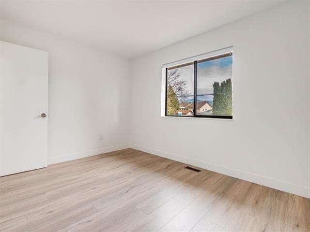 22793 Reid Avenue, Maple Ridge, V3W 4E8 — photo 4