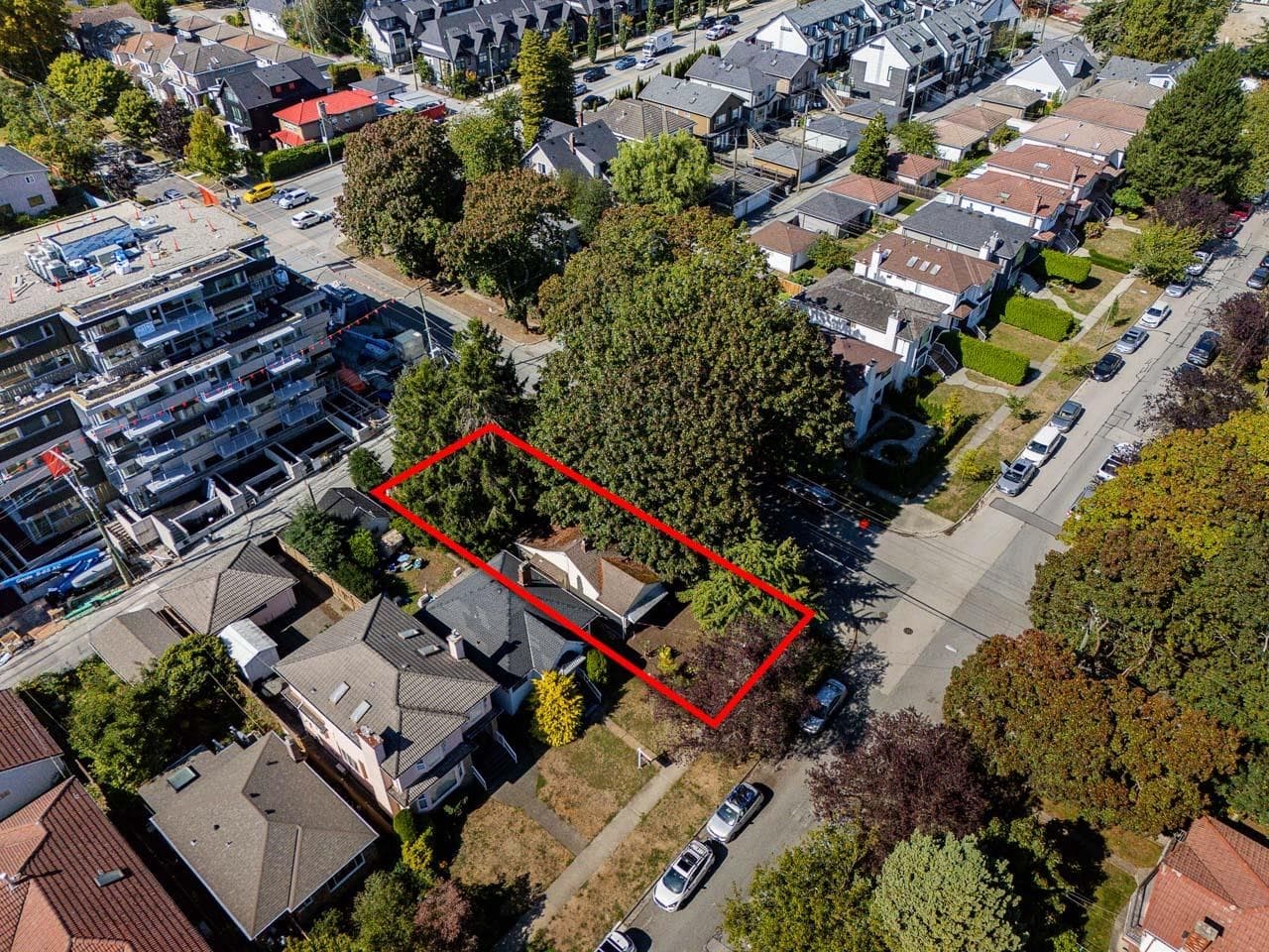 970 W 64th Avenue, Vancouver, V6P 2M1 — photo 1