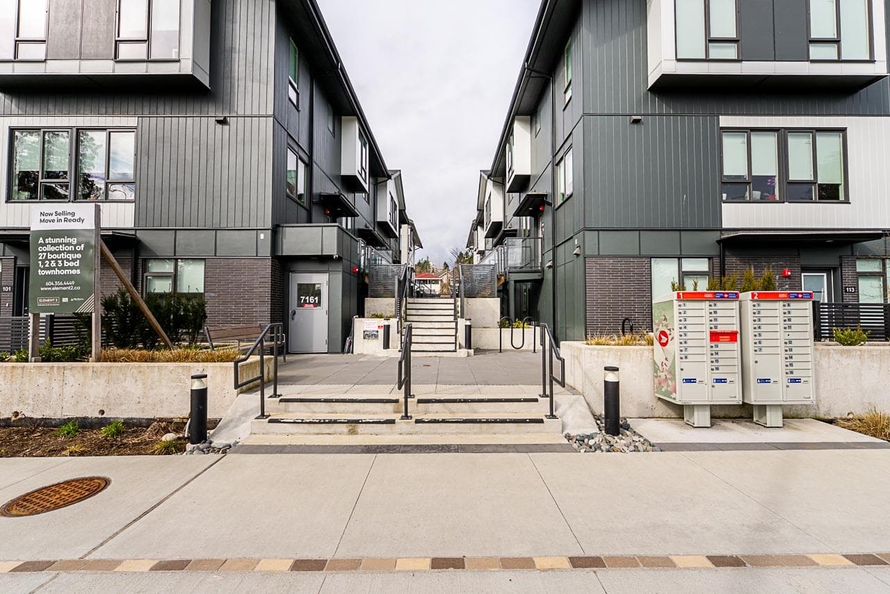 207 - 7161 17th Avenue, Burnaby, V3N 0K1 — photo 2