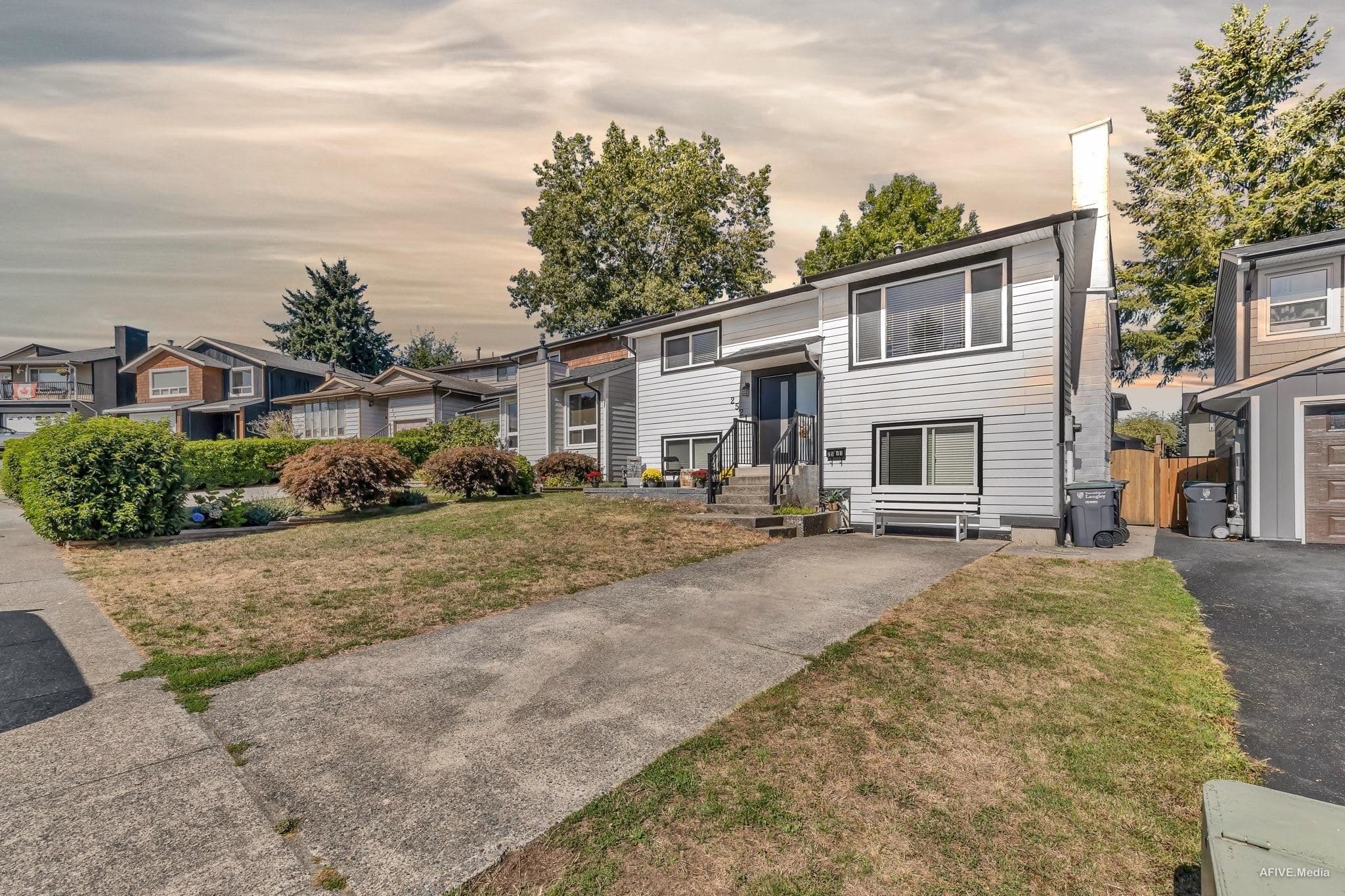 2521 Wilding Crescent, Langley, V2Y 1C8 — photo 2
