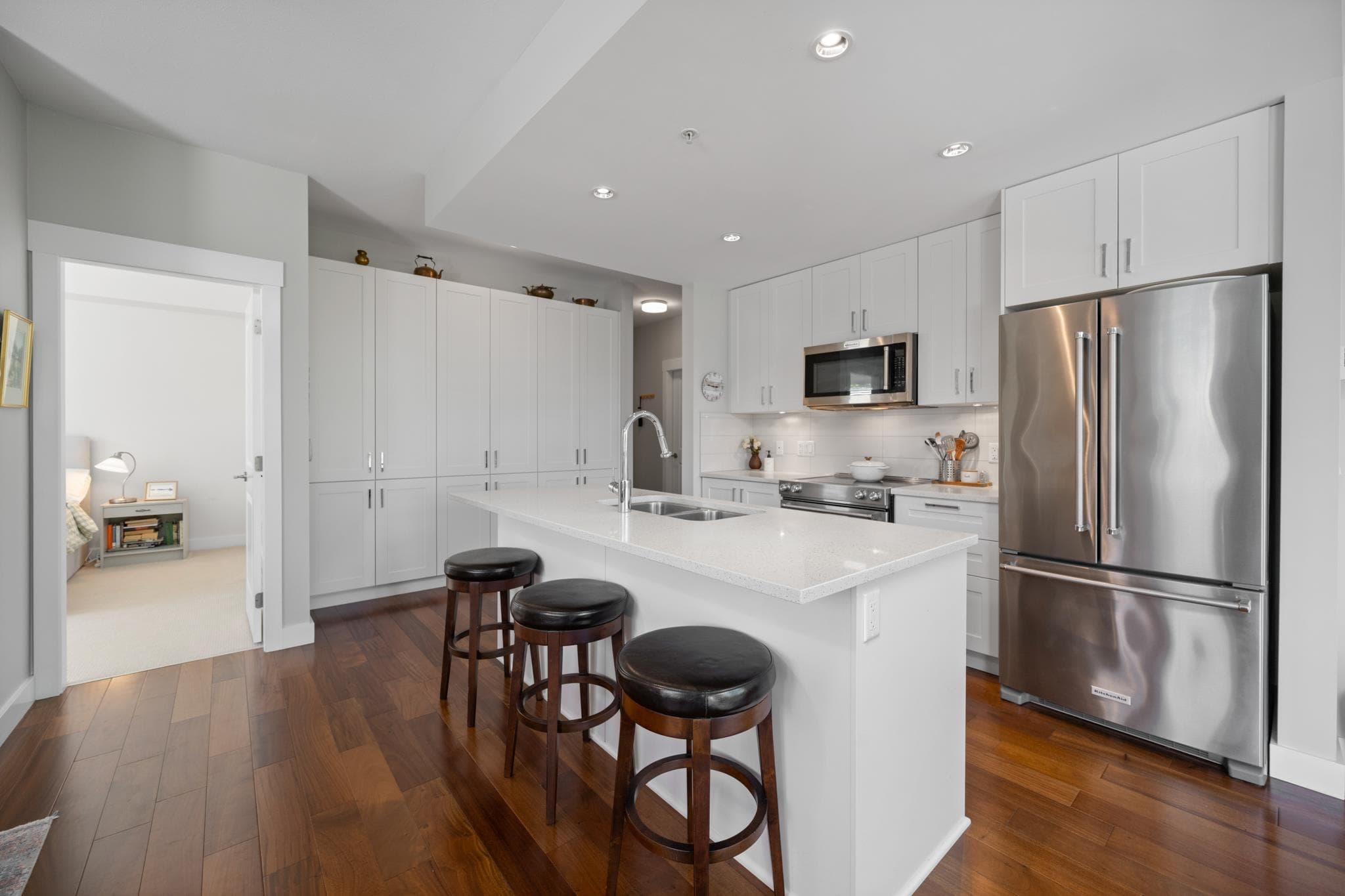 312 - 1166 54a Street, Delta, V4M 4B5 — photo 2