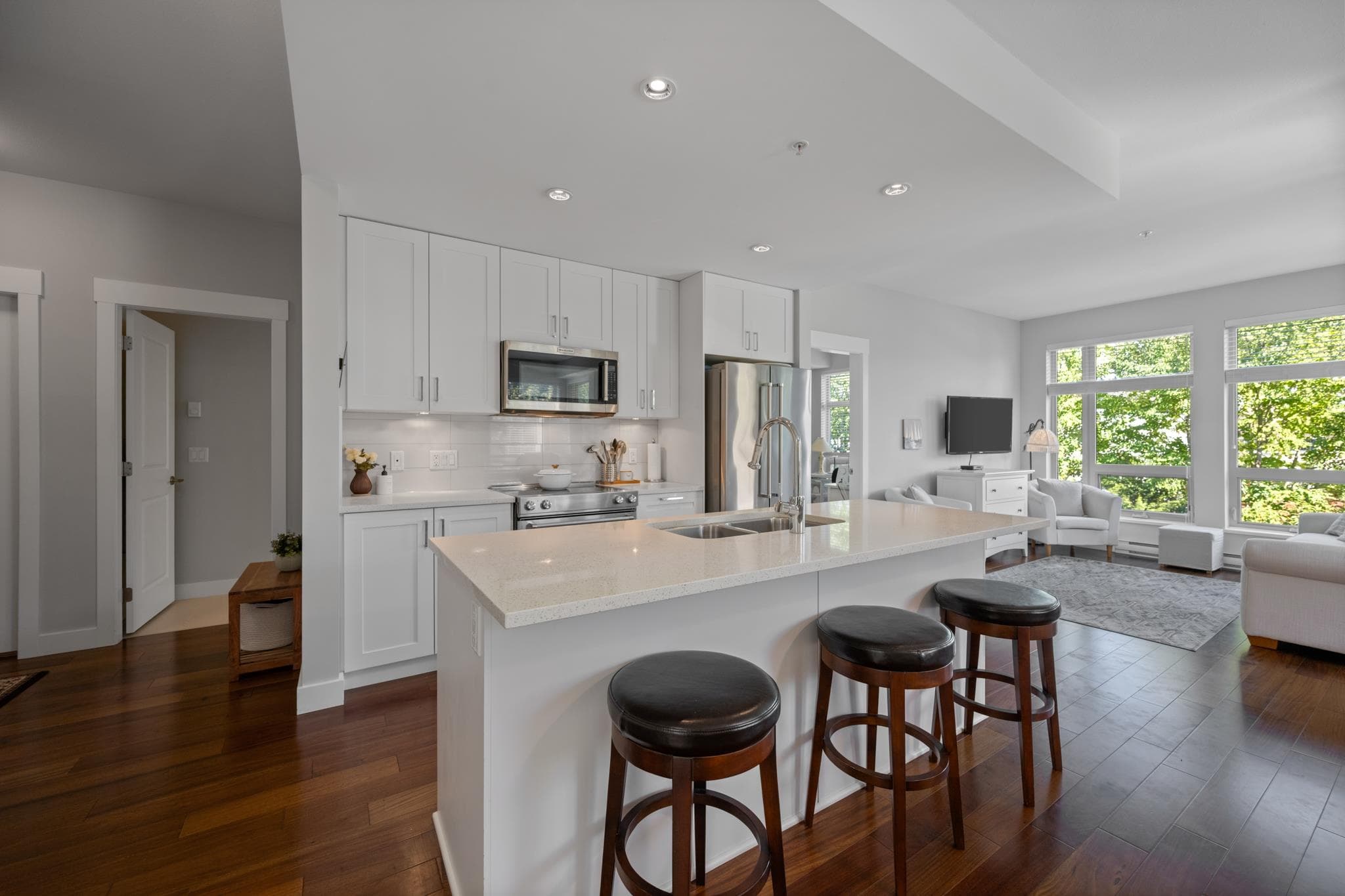 312 - 1166 54a Street, Delta, V4M 4B5 — photo 3