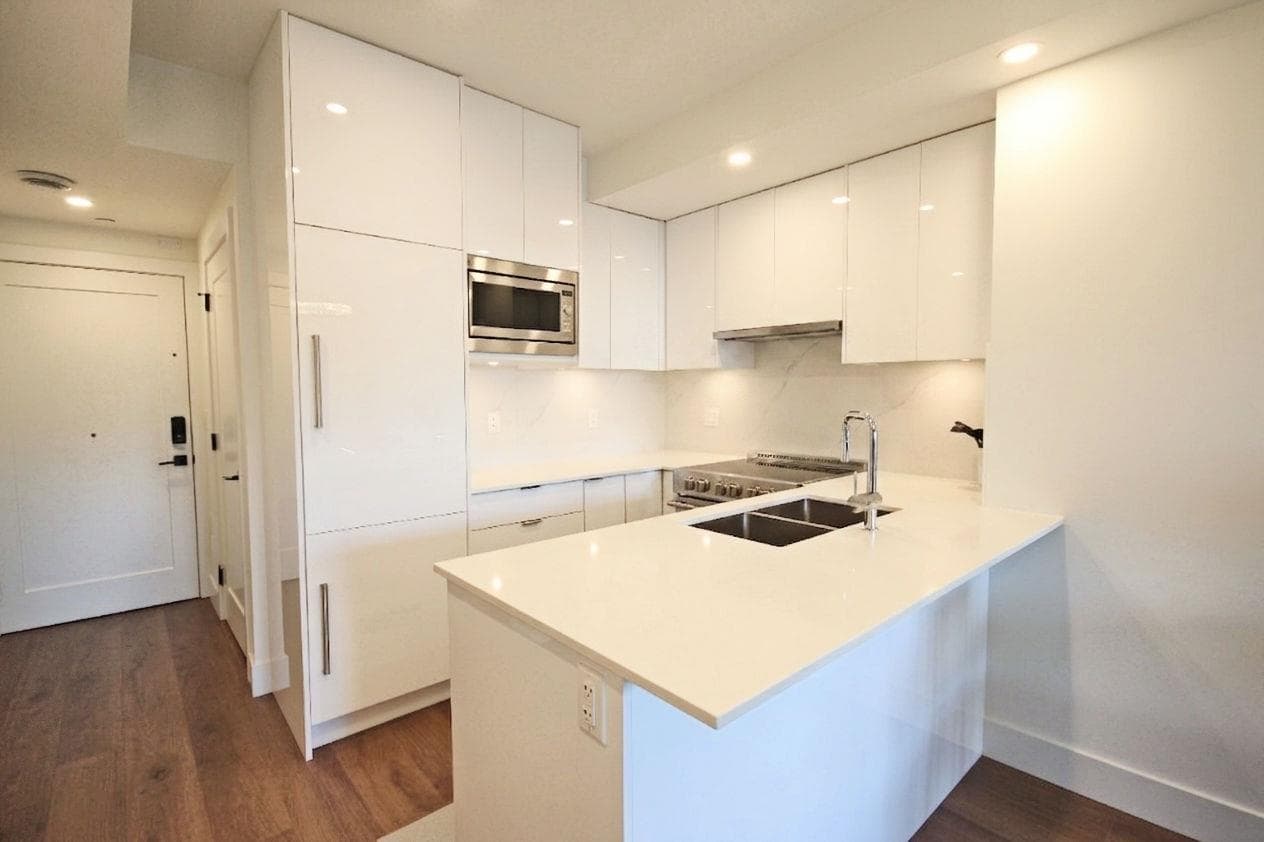 105 - 5399 Joyce Street, Vancouver, V5R 4H3 — photo 3