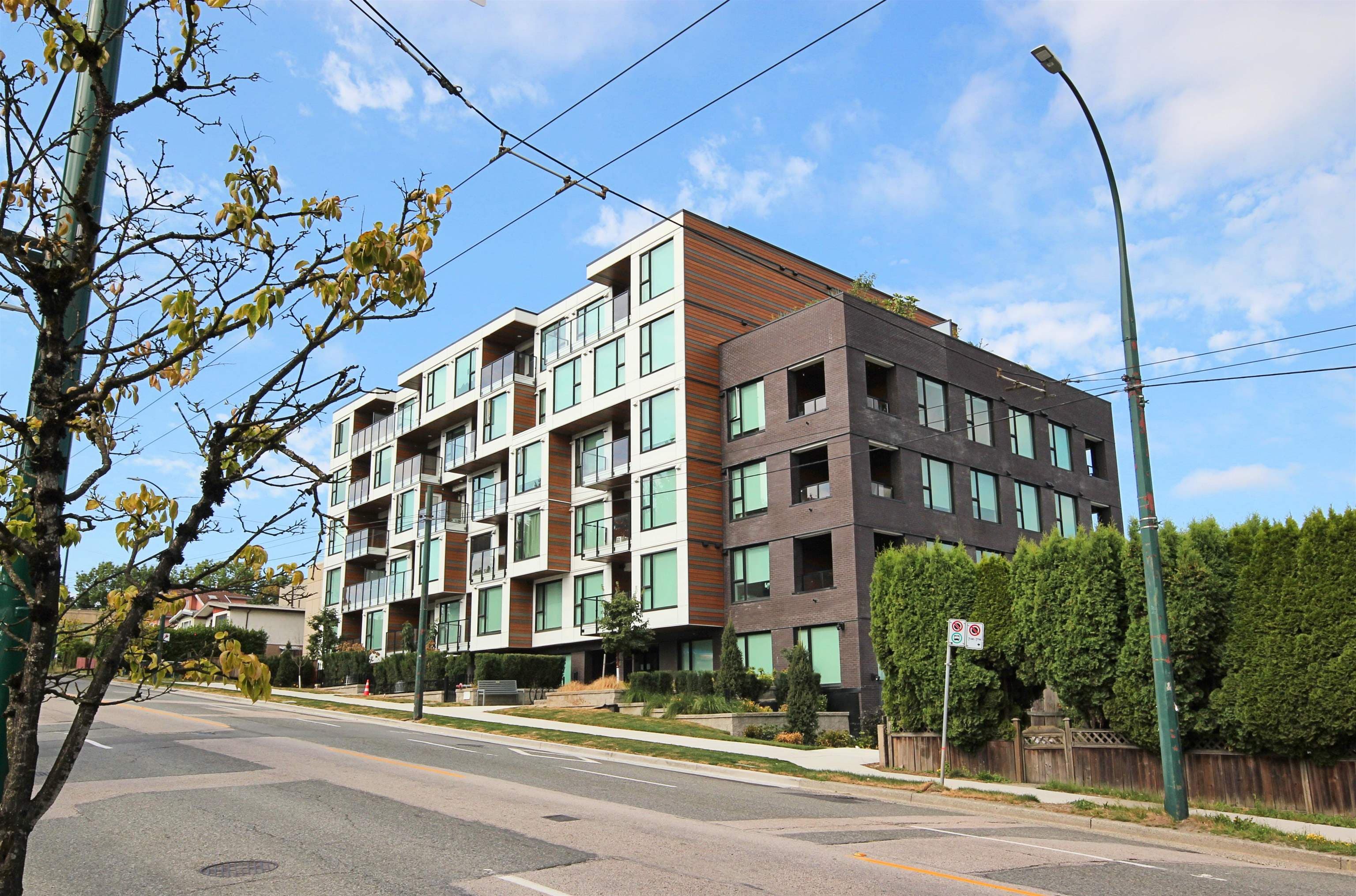 105 - 5399 Joyce Street, Vancouver, V5R 4H3 — photo 1