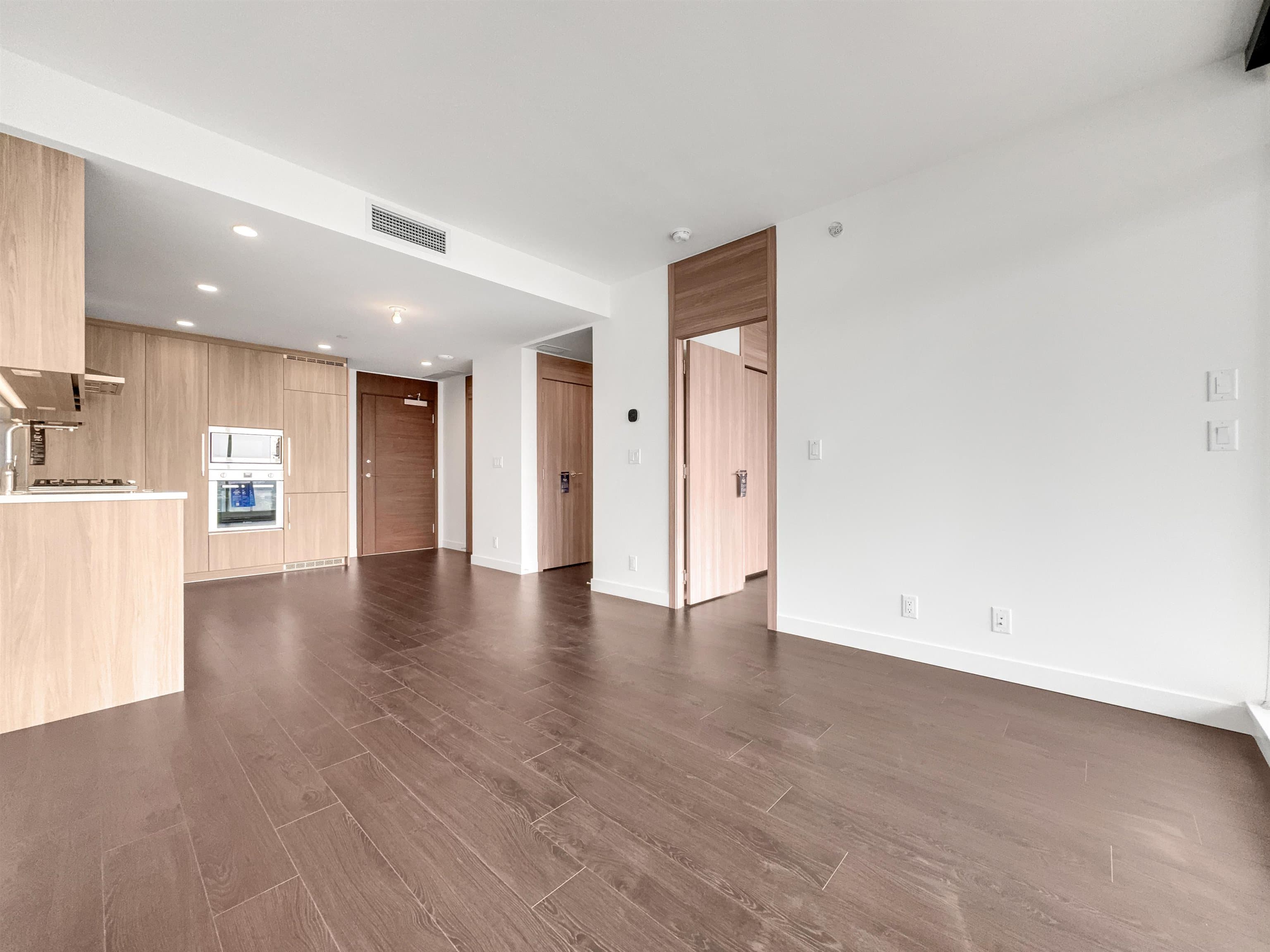 16xx - 4890 Lougheed Highway, Burnaby, V5C 0N2 — photo 4