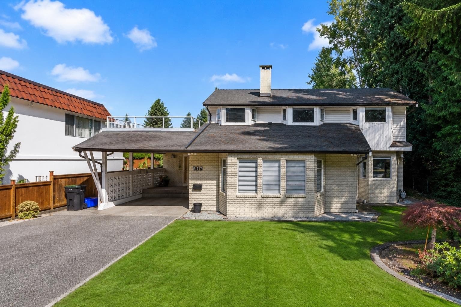 677 Gatensbury Street, Coquitlam