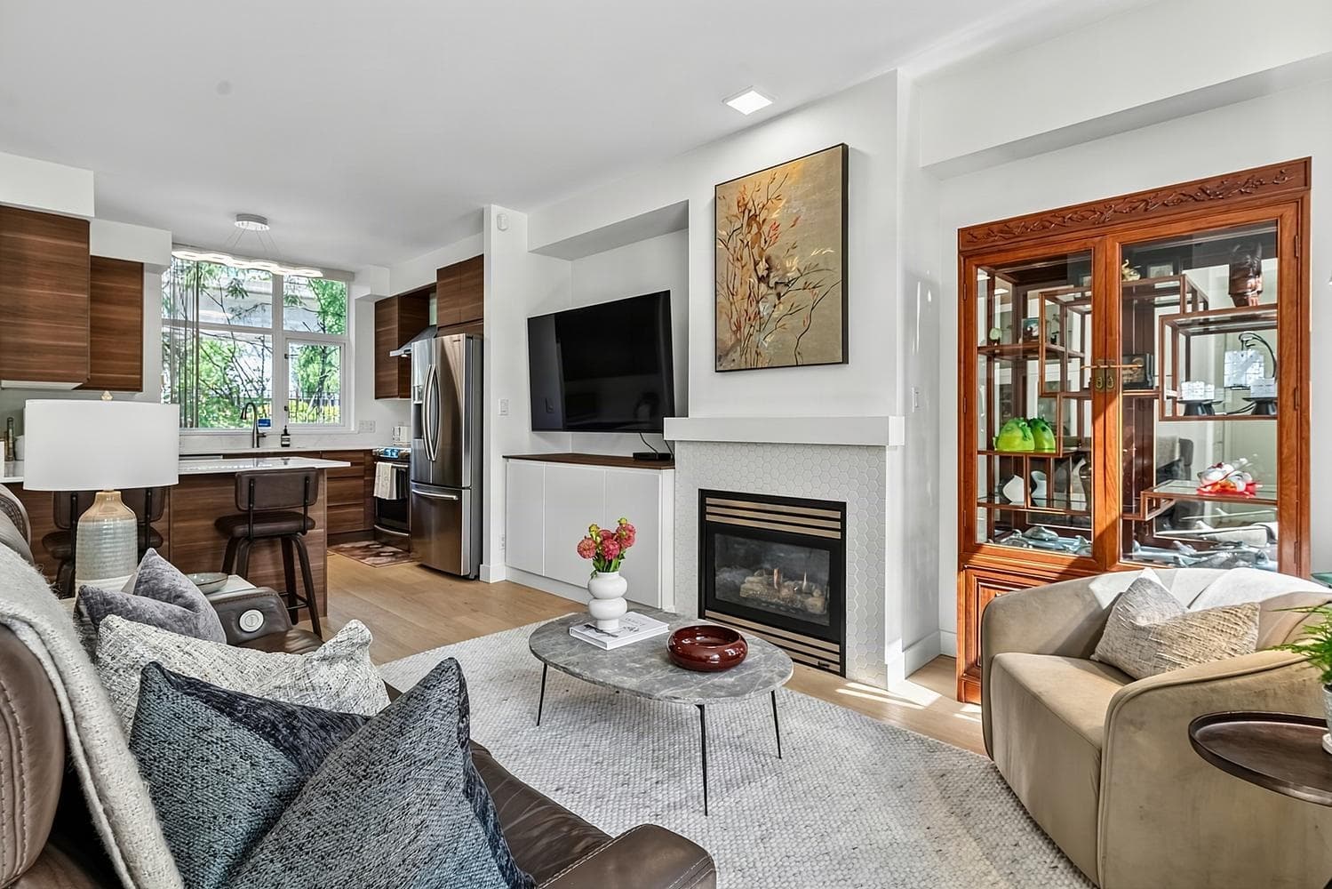 TH5 - 2088 Madison Avenue, Burnaby, V5C 6T5 — photo 4