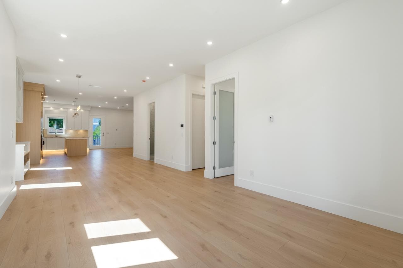 1 - 6139 Ashworth Avenue, Burnaby, V5E 3T8 — photo 4