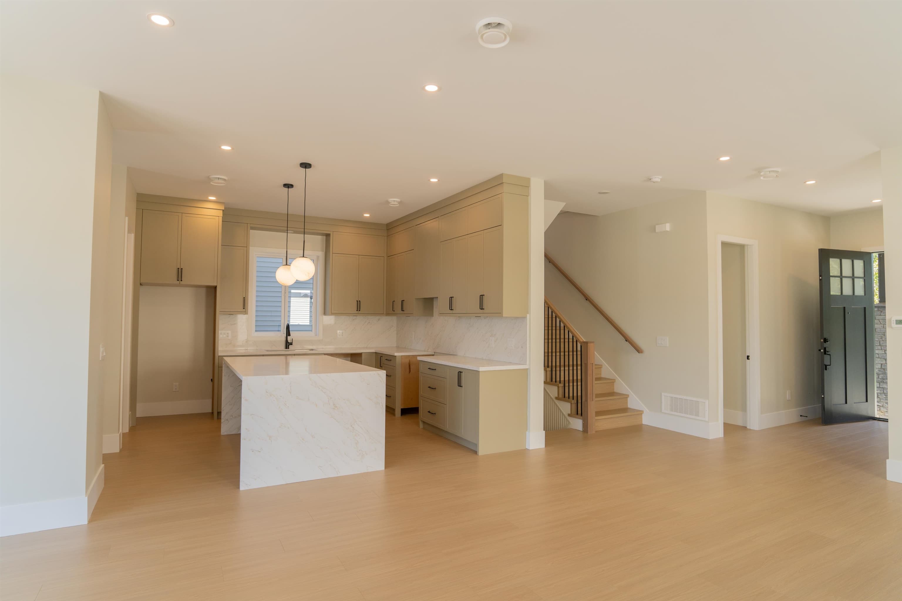 7750 196 Street, Langley, V2Y 3V4 — photo 4