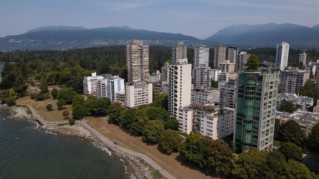 110 - 1975 Pendrell Street, Vancouver