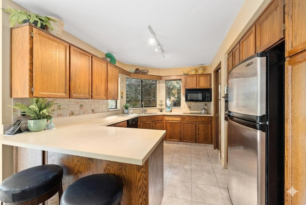 1768 Amble Greene Drive, Surrey, V4A 6P4 — photo 5