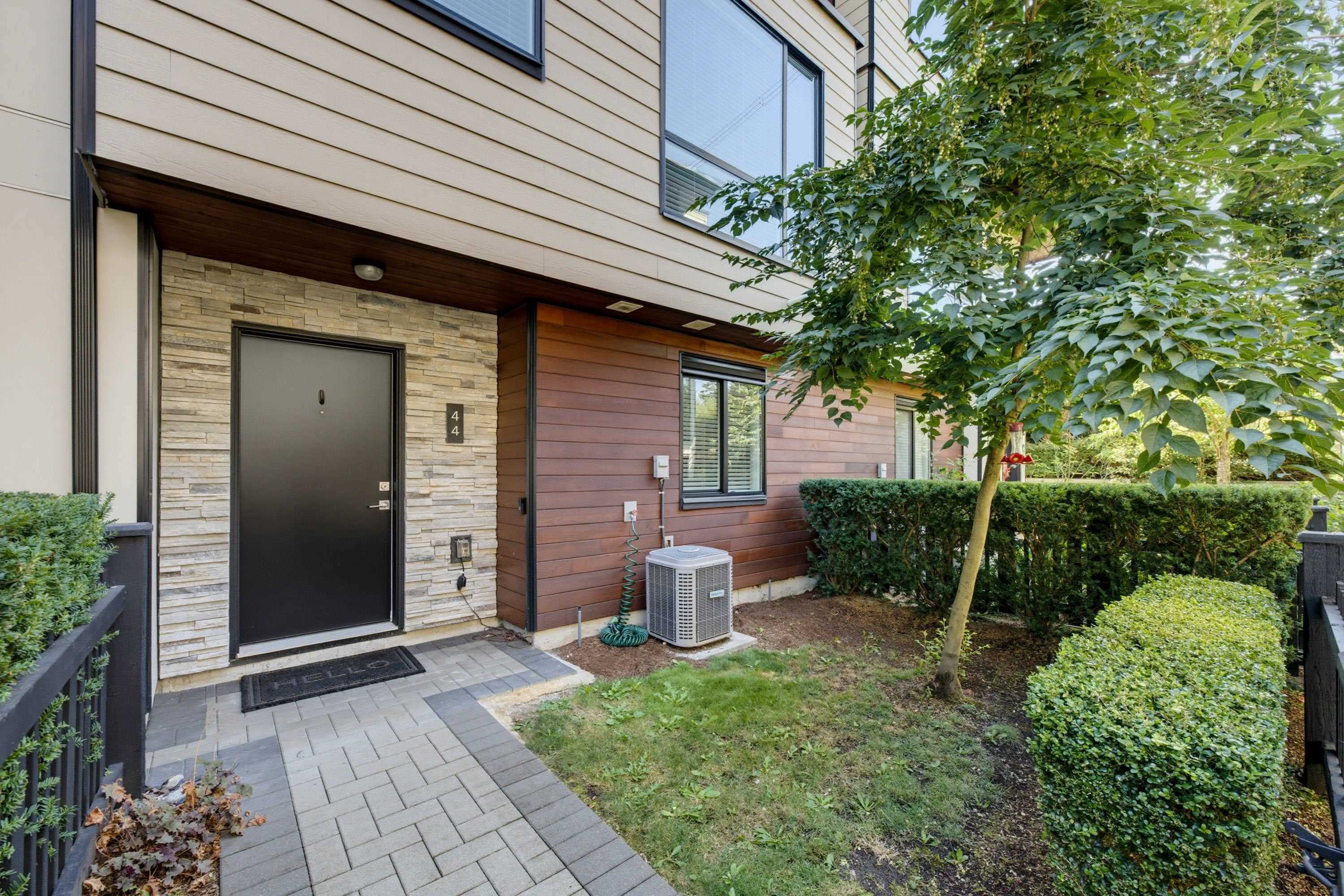 44 - 15688 28 Avenue, Surrey, V3Z 0N1 — photo 1