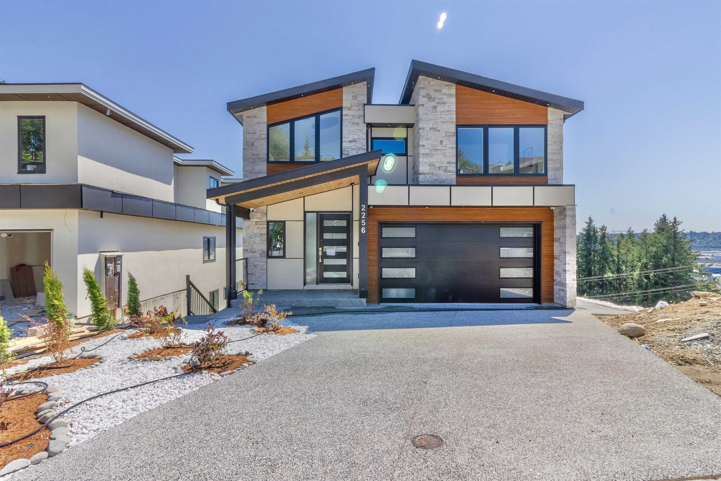 2256 Monashee Court, Coquitlam, V3K 6P7 — photo 1