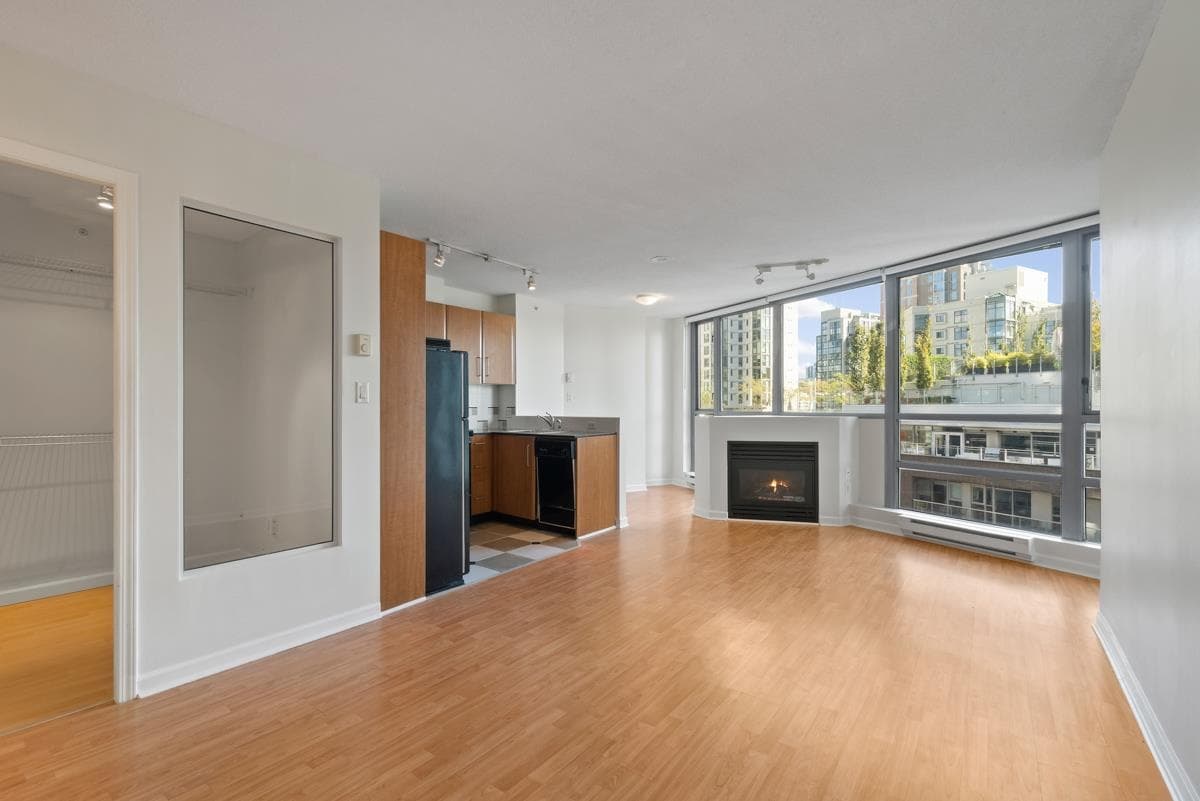 1010 - 501 Pacific Street, Vancouver