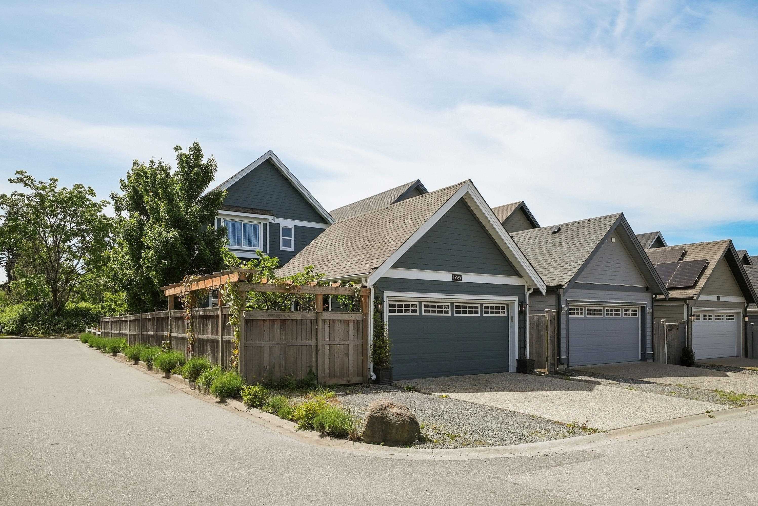 16555 25 Avenue, Surrey, V3Z 0S2 — photo 2