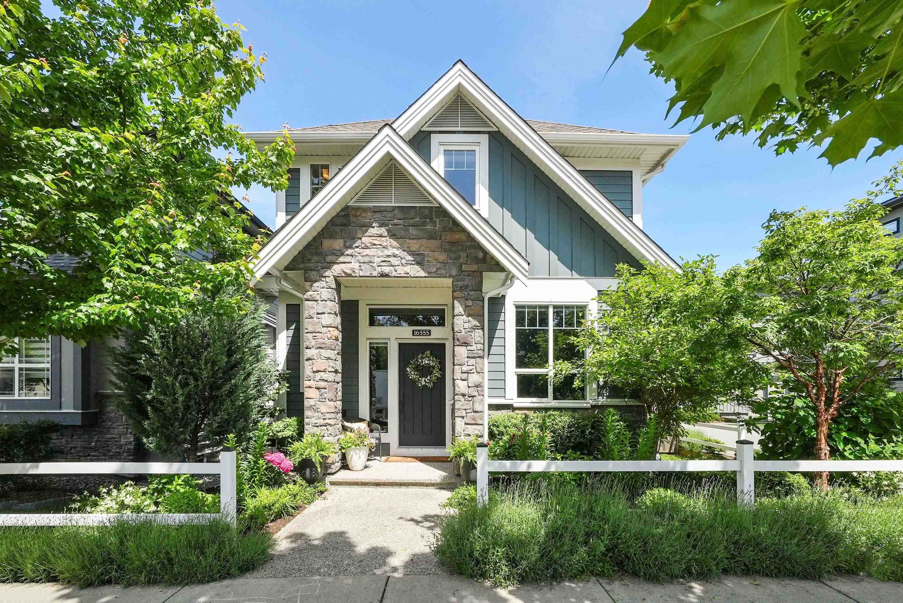 16555 25 Avenue, Surrey, V3Z 0S2 — photo 1