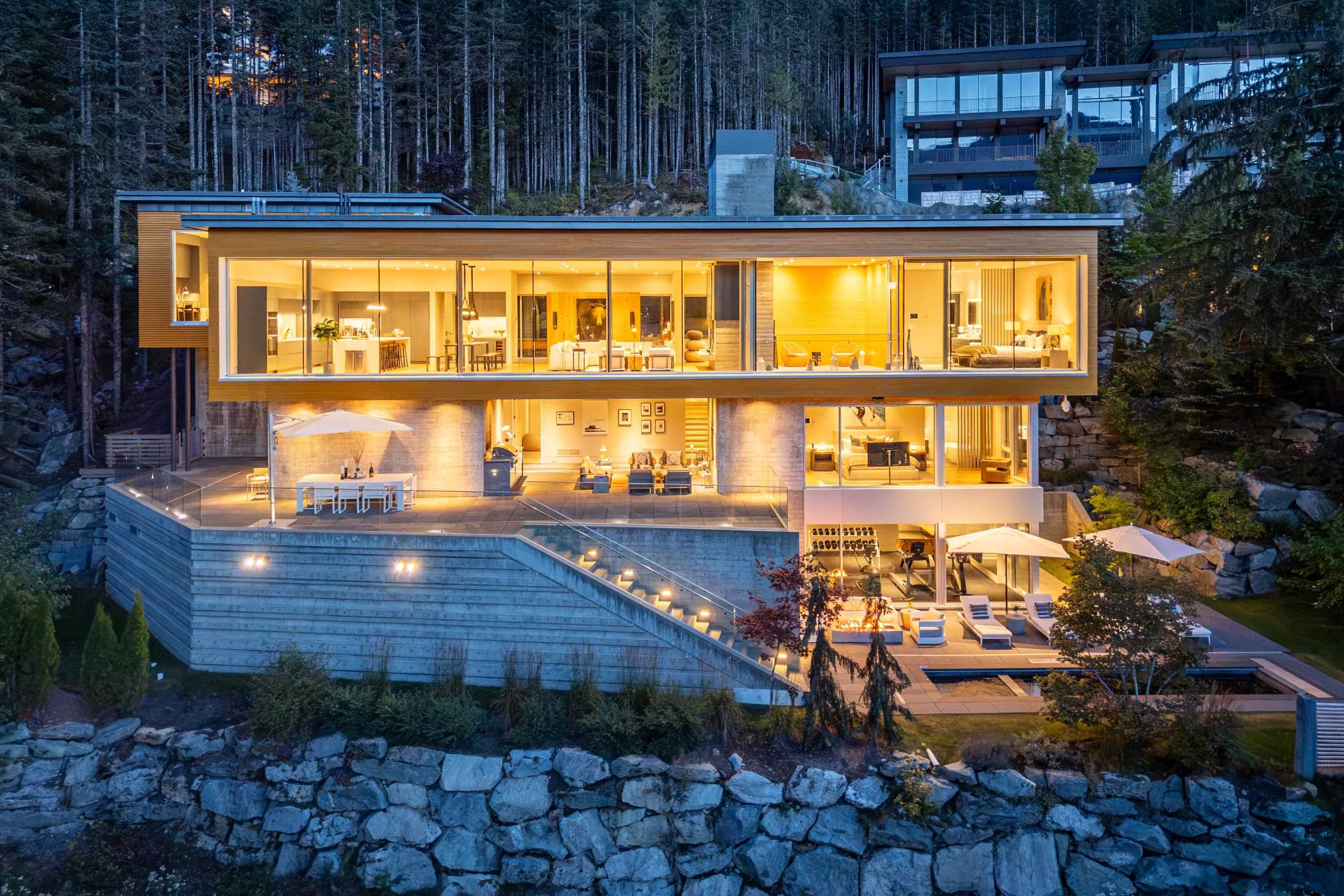 2980 Trail's End Lane, Whistler, V8E 0L6 — photo 1