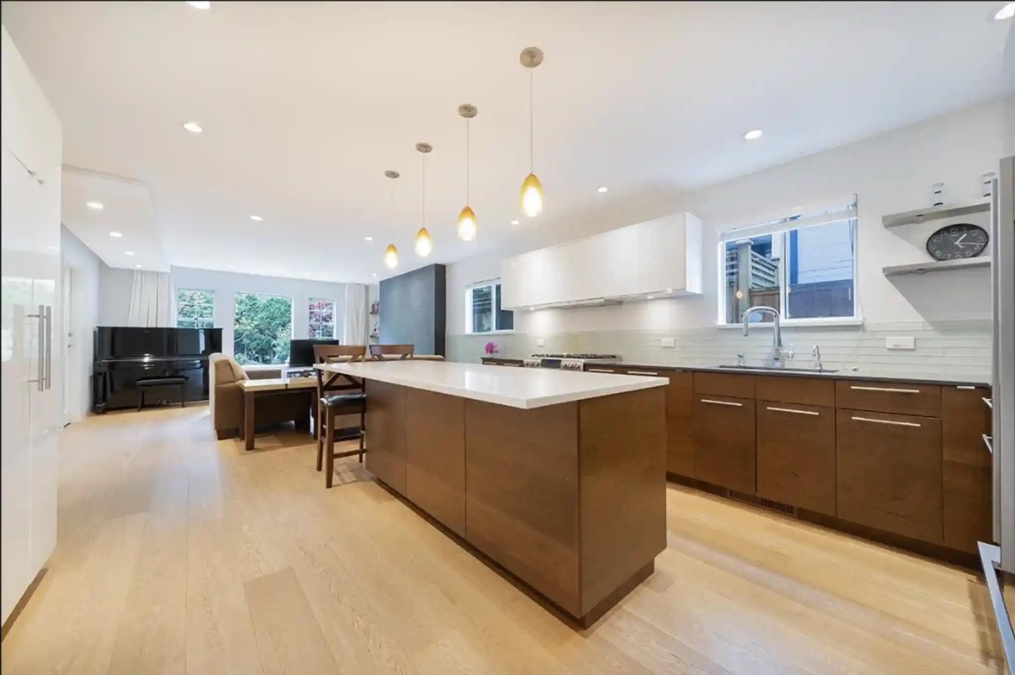 Ground Floor - 453X 16th Ave W, Vancouver, V6R 3E8 — photo 3
