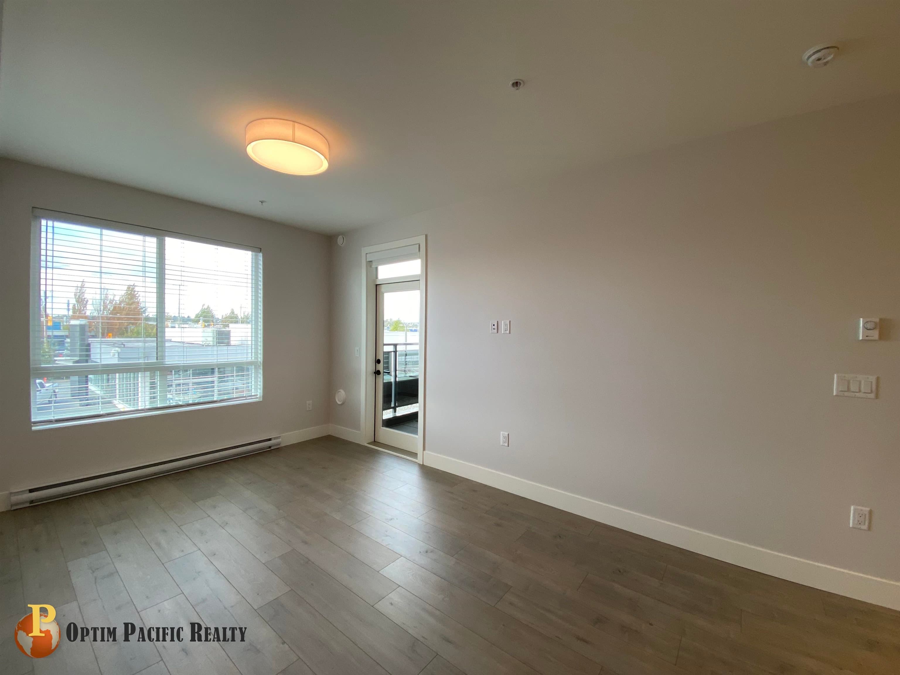 2xx - 20061 Fraser Hwy, Langley, V3A 4E4 — photo 4