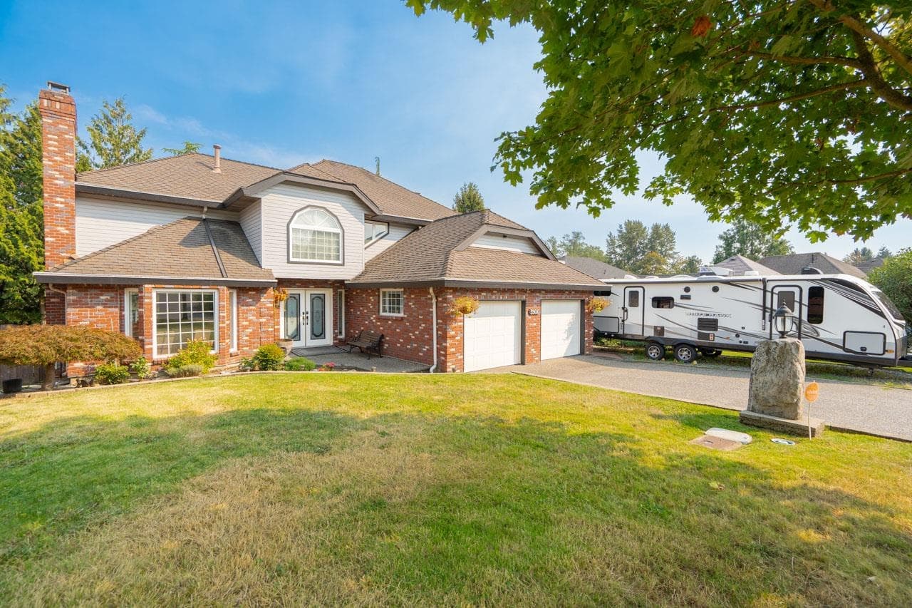 5906 190a Street, Surrey, V3S 7W5 — photo 1