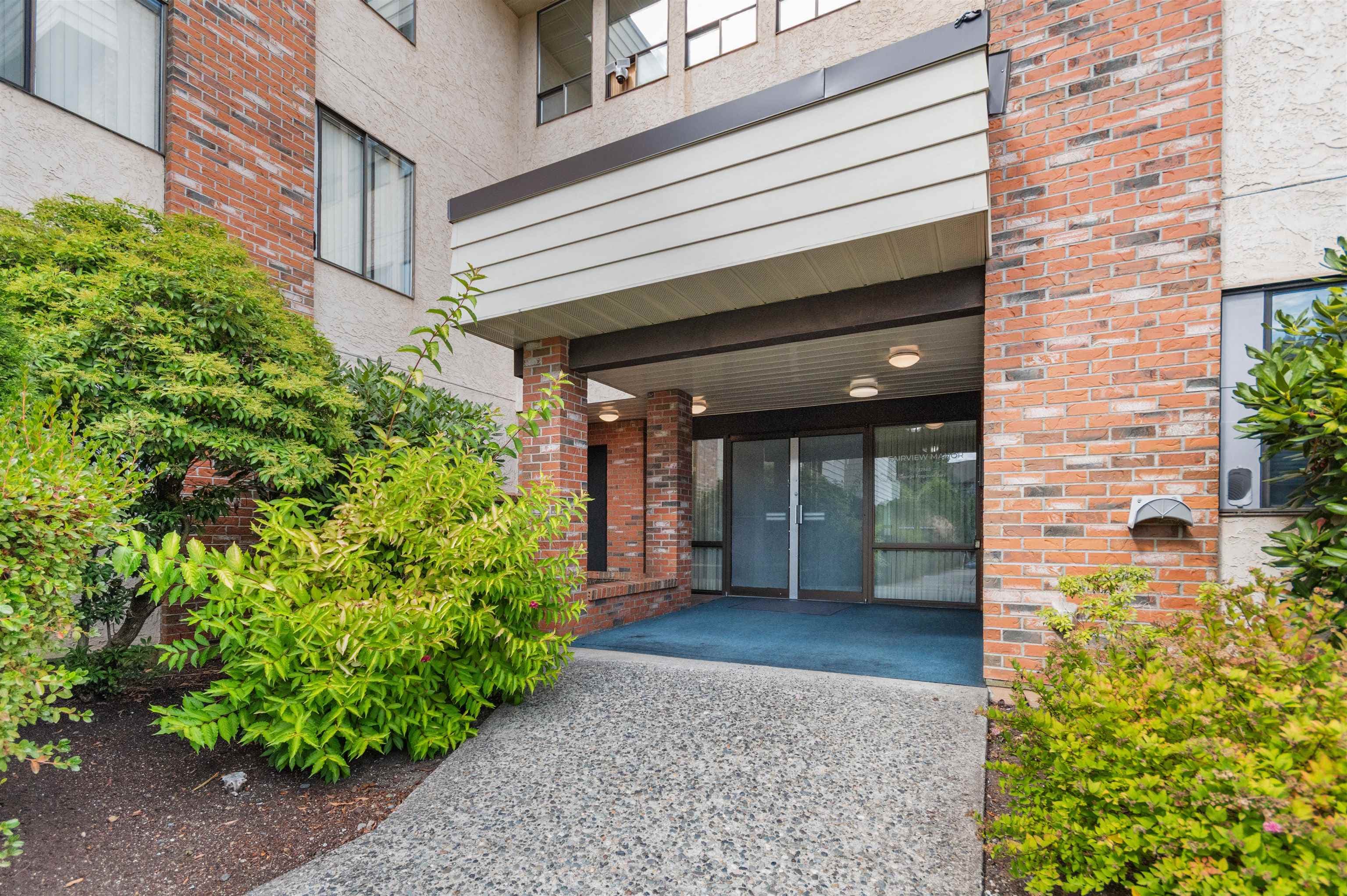 301 - 32885 George Ferguson Way, Abbotsford, V2S 7X1 — photo 3