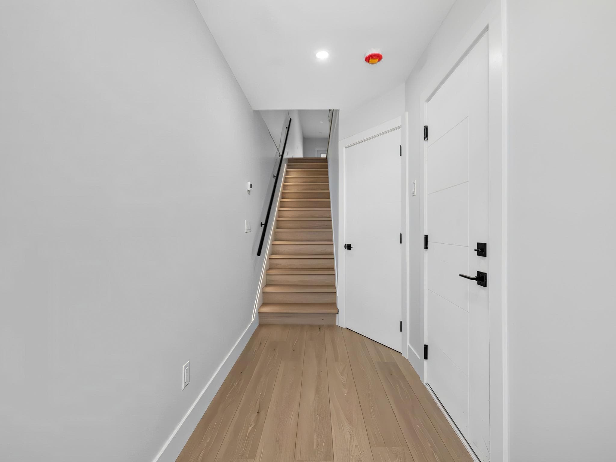 102 - 5737 172 Street, Surrey, V3S 3Z4 — photo 3
