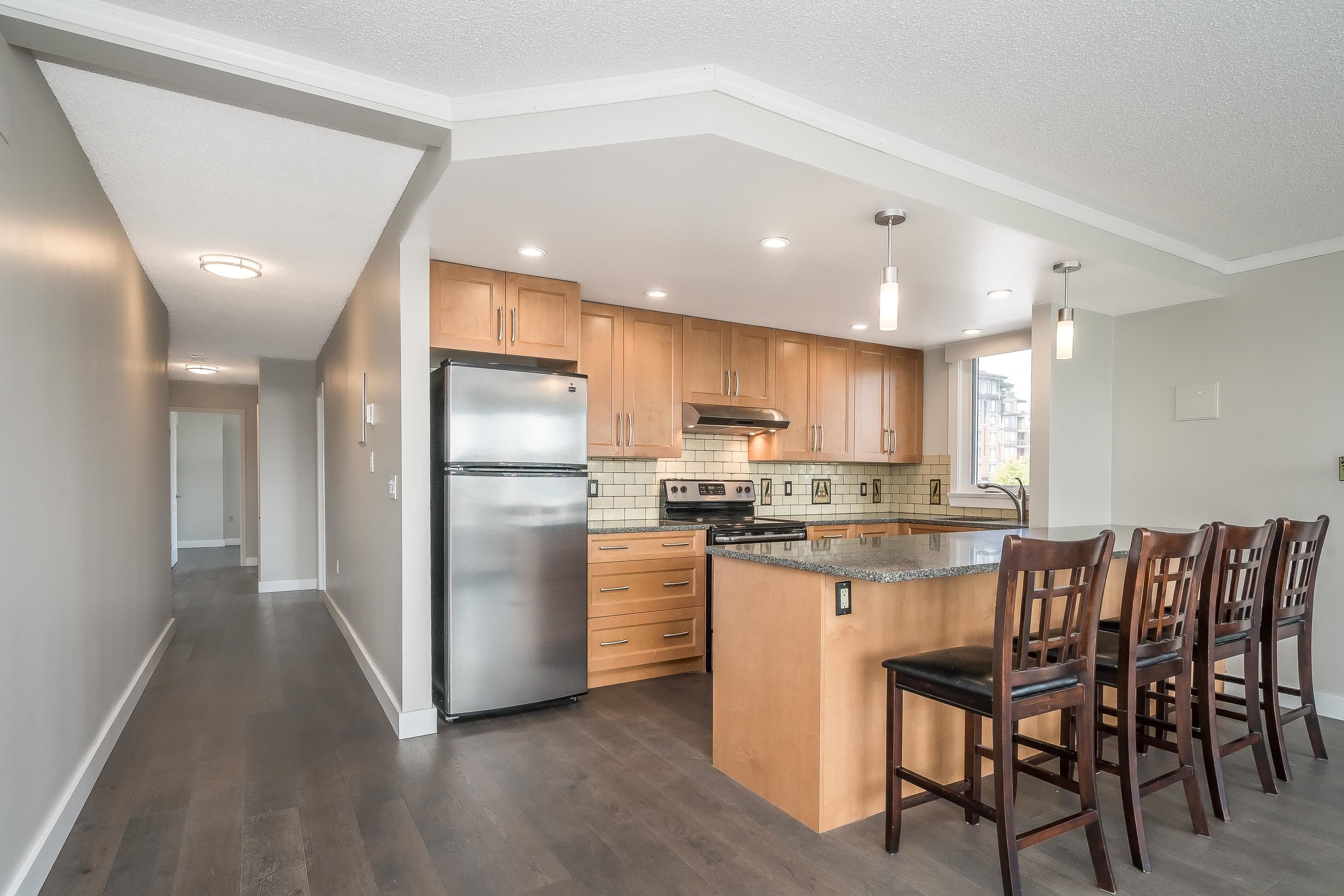 412 - 15111 Russell Avenue, White Rock, V4B 2P4 — photo 5
