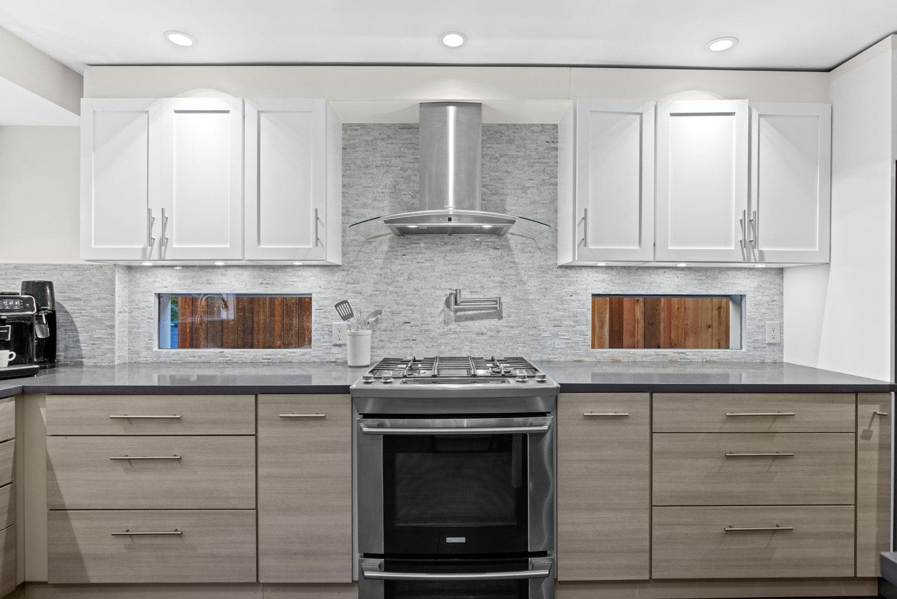 1208 Rosewood Crescent, North Vancouver, V7P 1H4 — photo 4