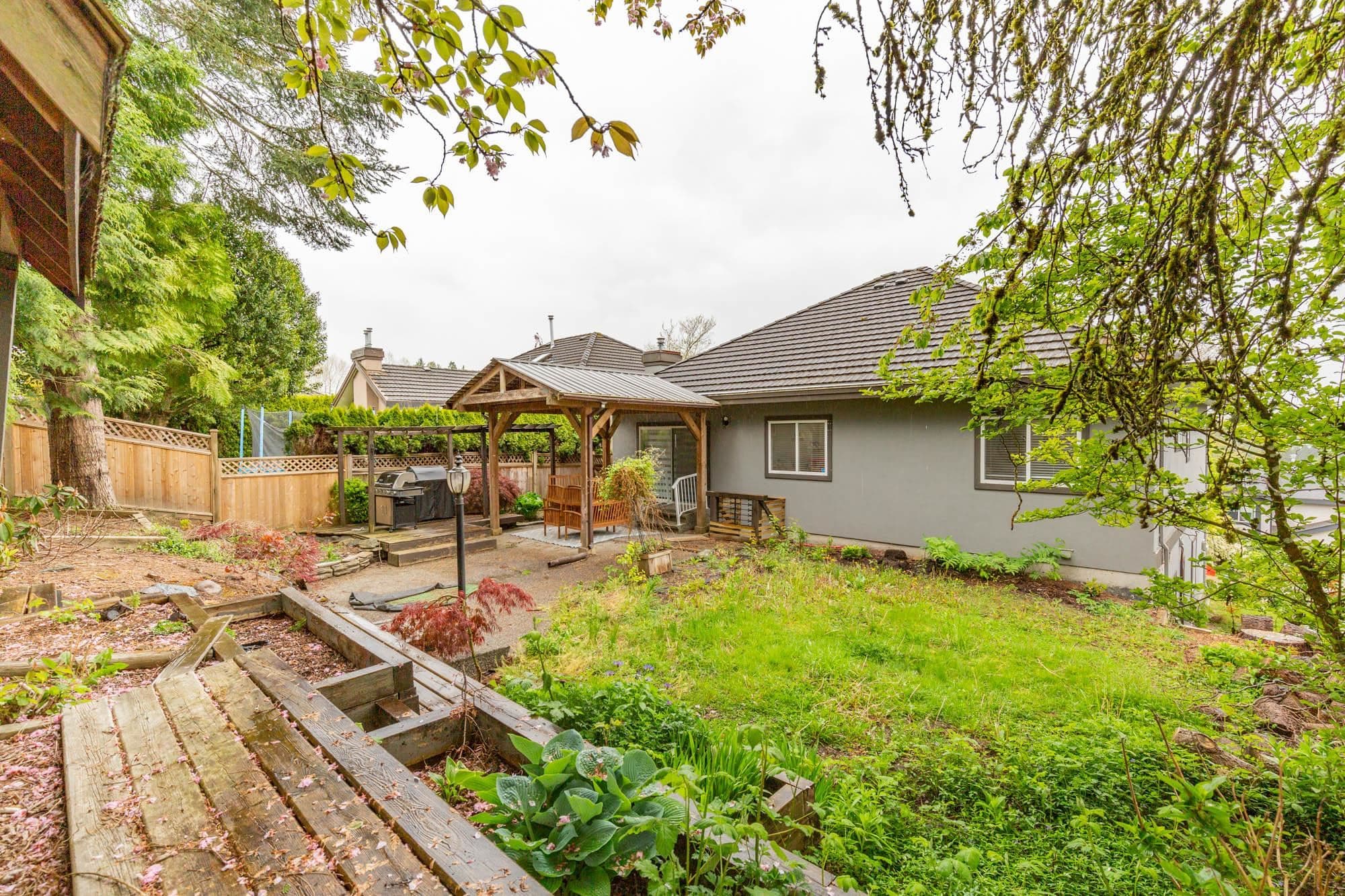 23849 Zeron Avenue, Maple Ridge, V2W 1E3 — photo 5
