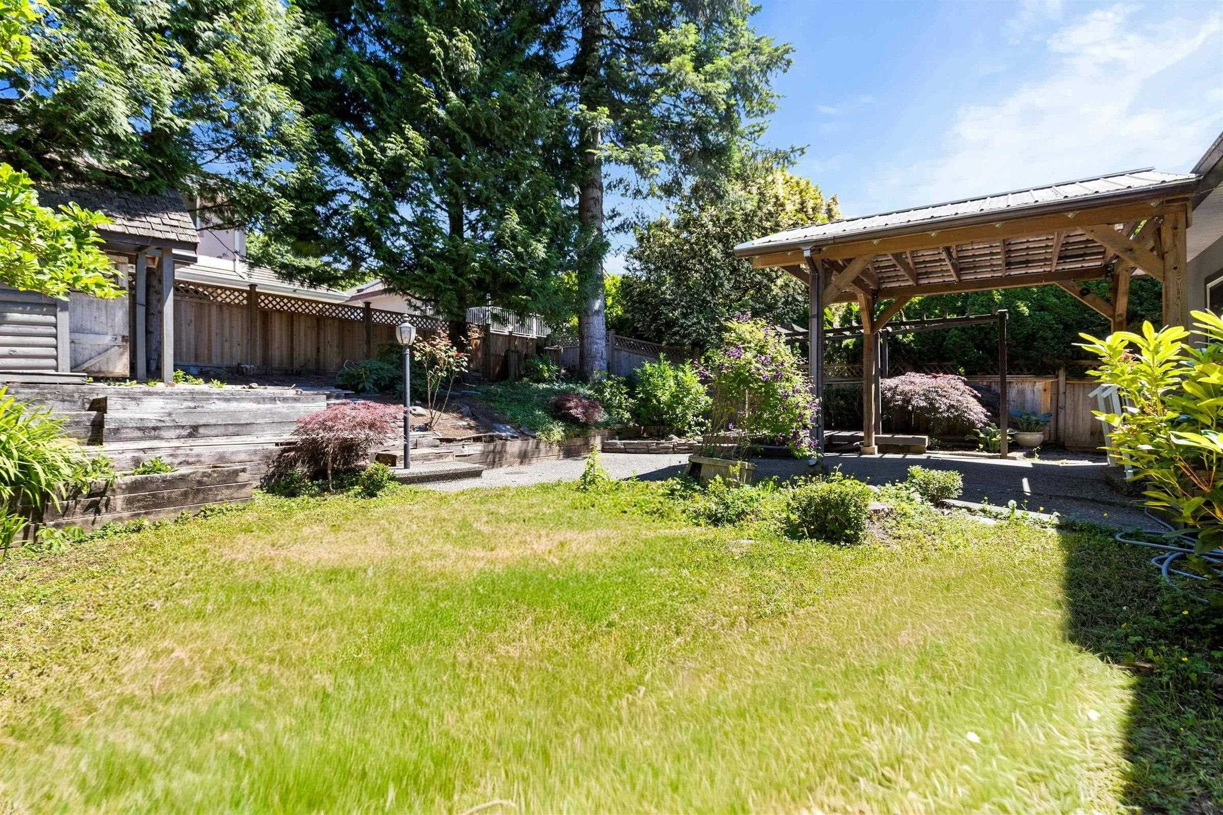 23849 Zeron Avenue, Maple Ridge, V2W 1E3 — photo 4
