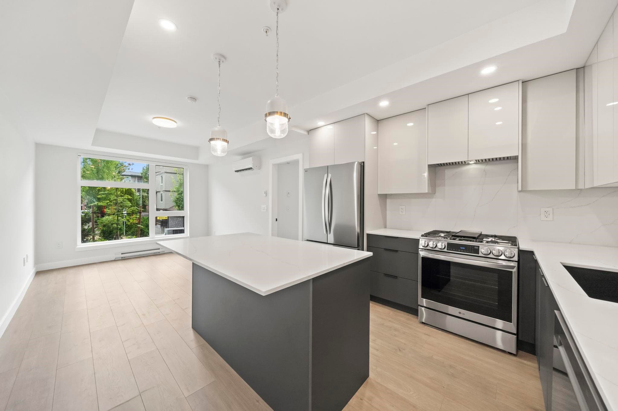 103 - 15353 17 Avenue, Surrey