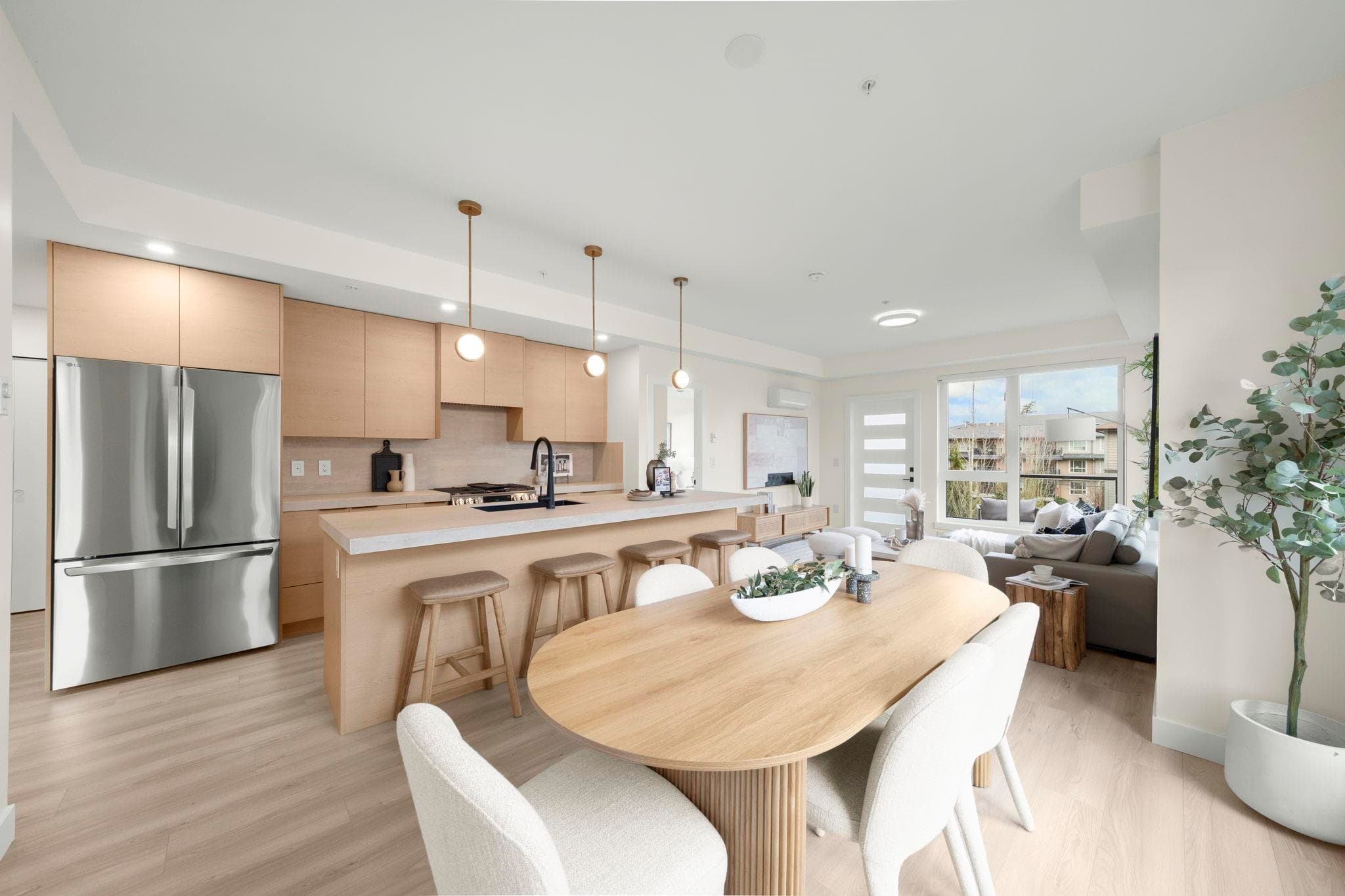 304 - 15353 17 Avenue, Surrey, V4A 1T8 — photo 4