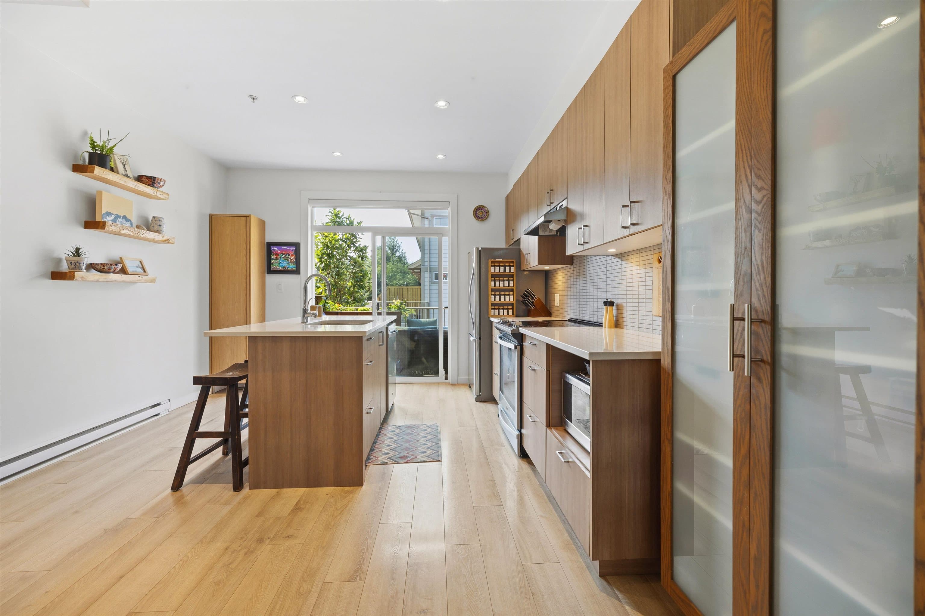 4 - 1188 Wilson Crescent, Squamish, V8B 0A9 — photo 4