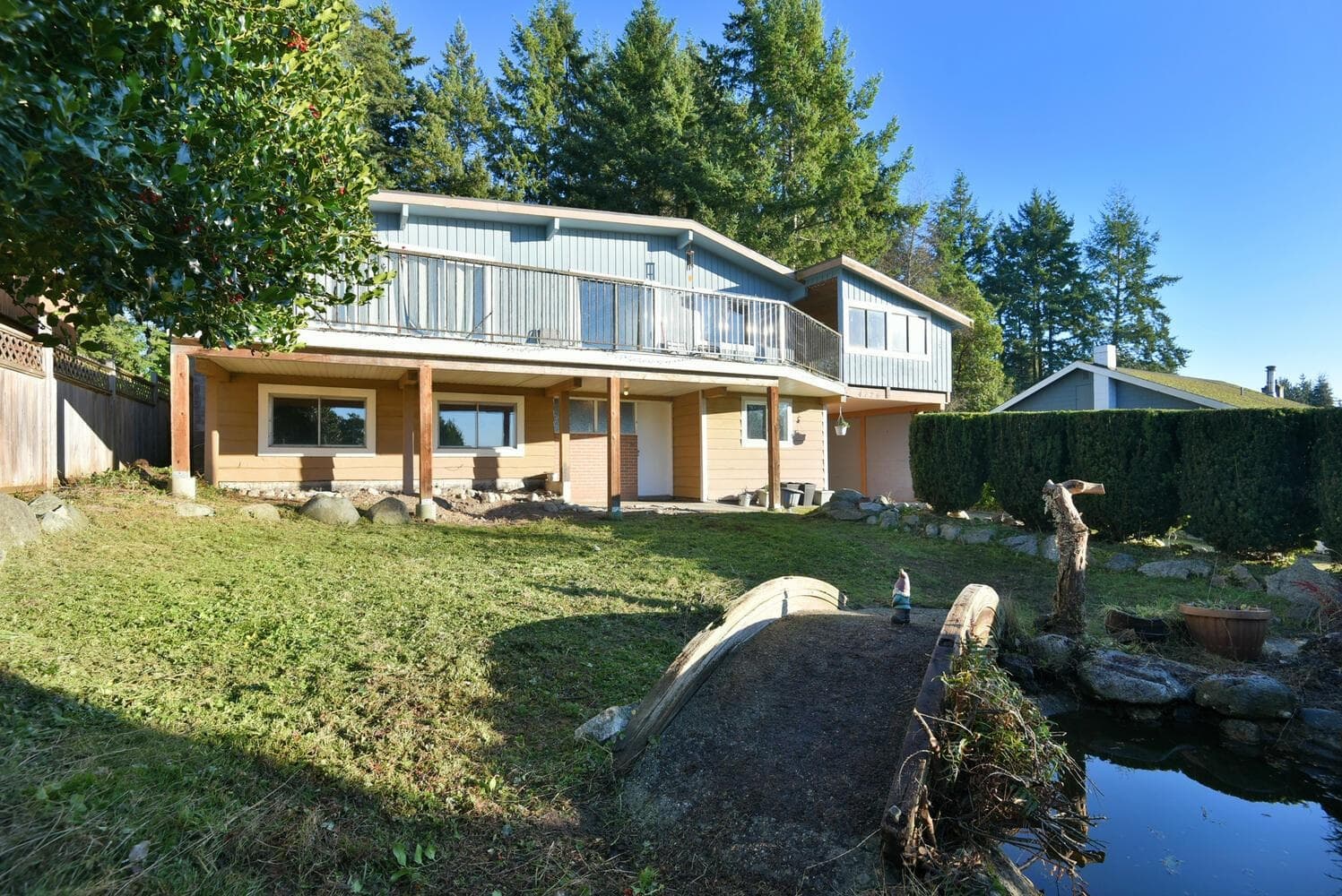 4726 Laurel Avenue, Sechelt, V7Z 0E7 — photo 3